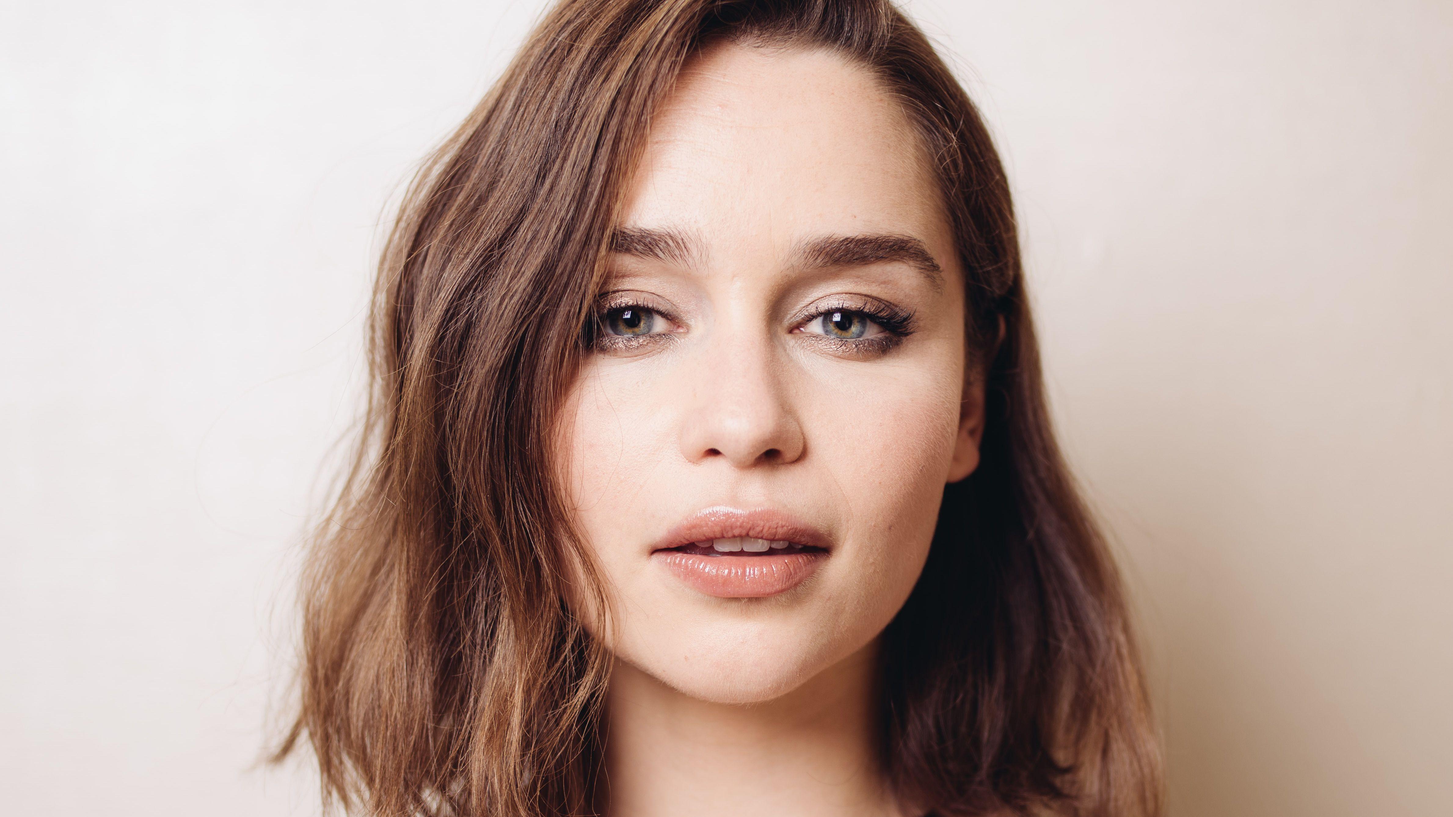 Emilia Clarke Wallpapers Top Nh Ng H Nh Nh P