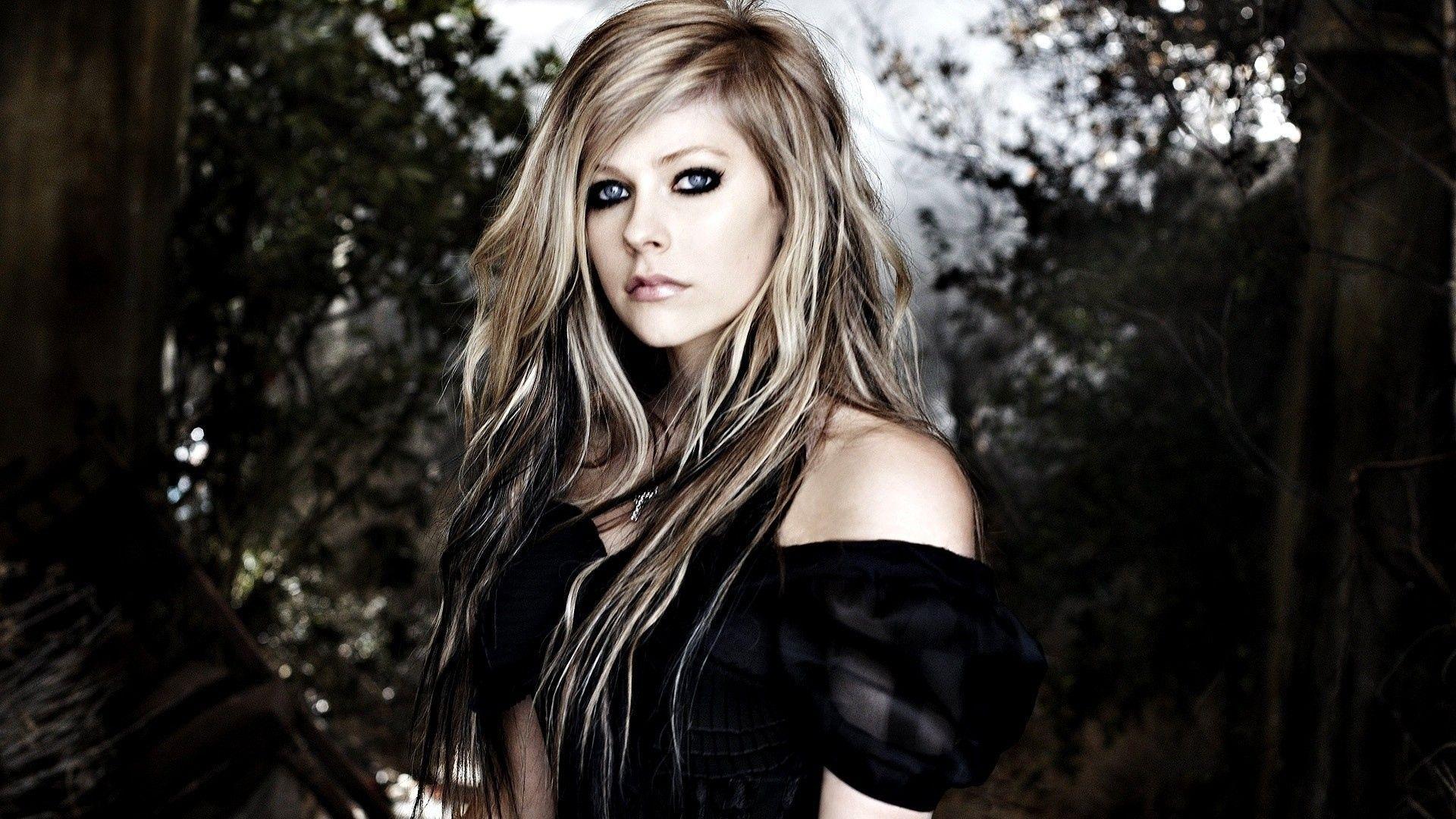 Avril Lavigne Wallpapers Infoupdate Org