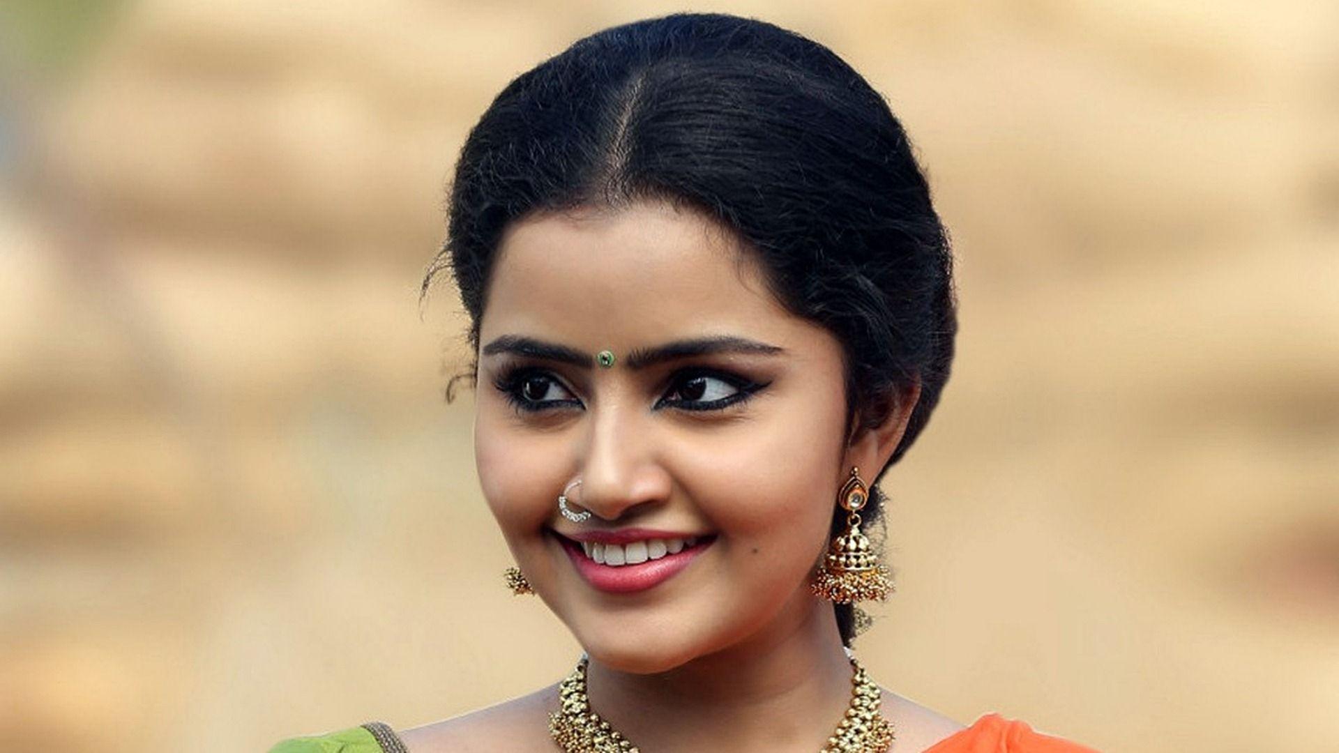 Anupama Parameswaran Wallpapers Top Nh Ng H Nh Nh P