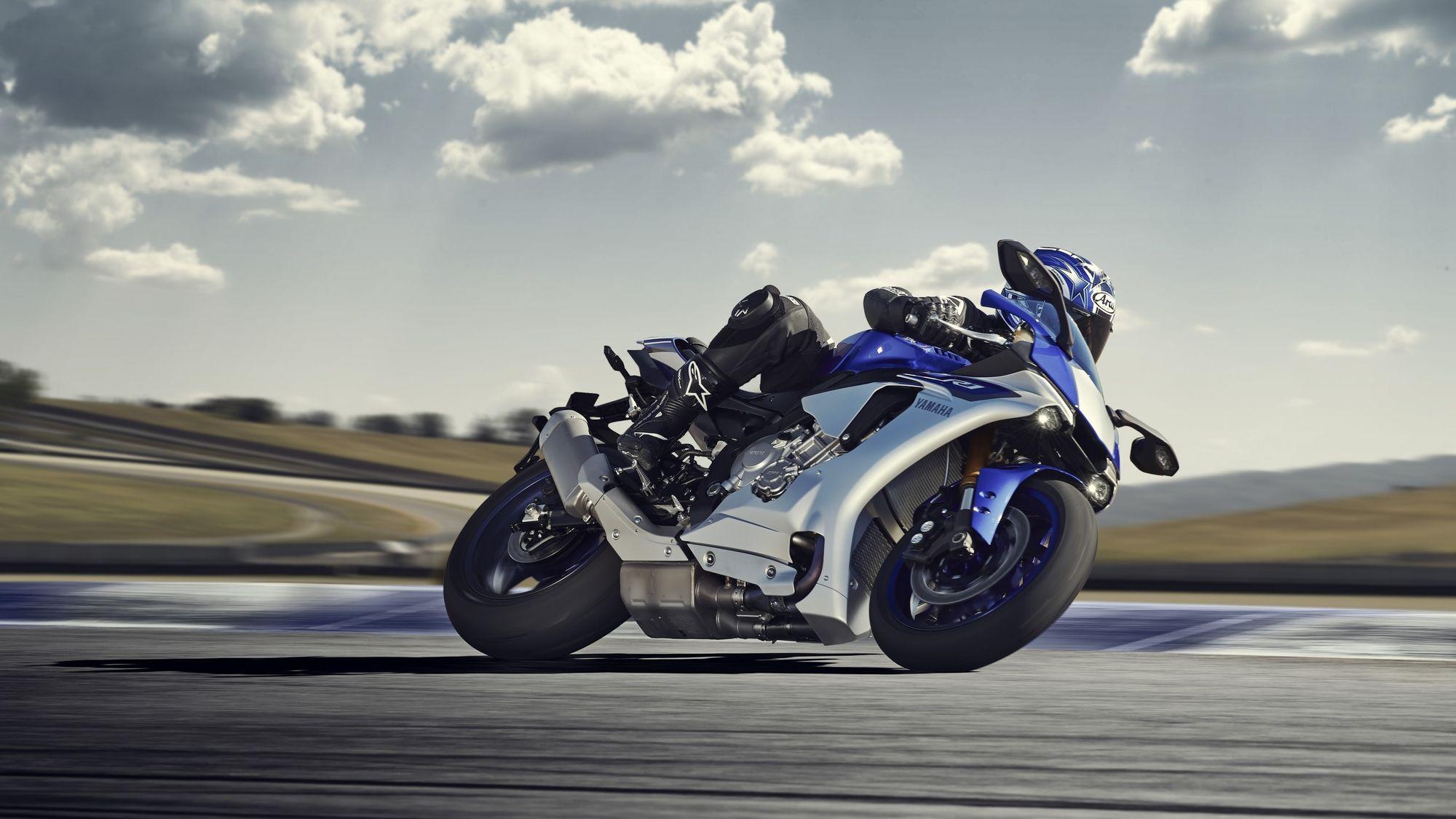 Yamaha R Wallpapers Top Free Yamaha R Backgrounds Wallpaperaccess