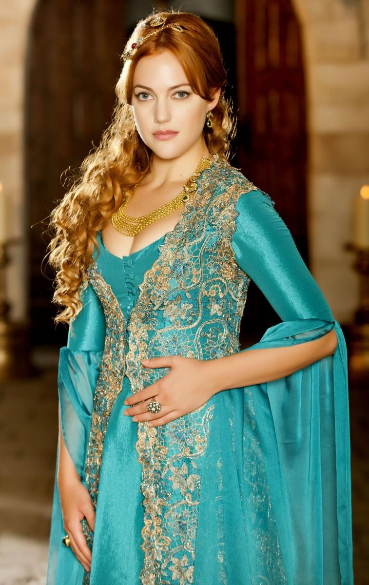 Meryem Uzerli Wallpapers Top Free Meryem Uzerli Backgrounds