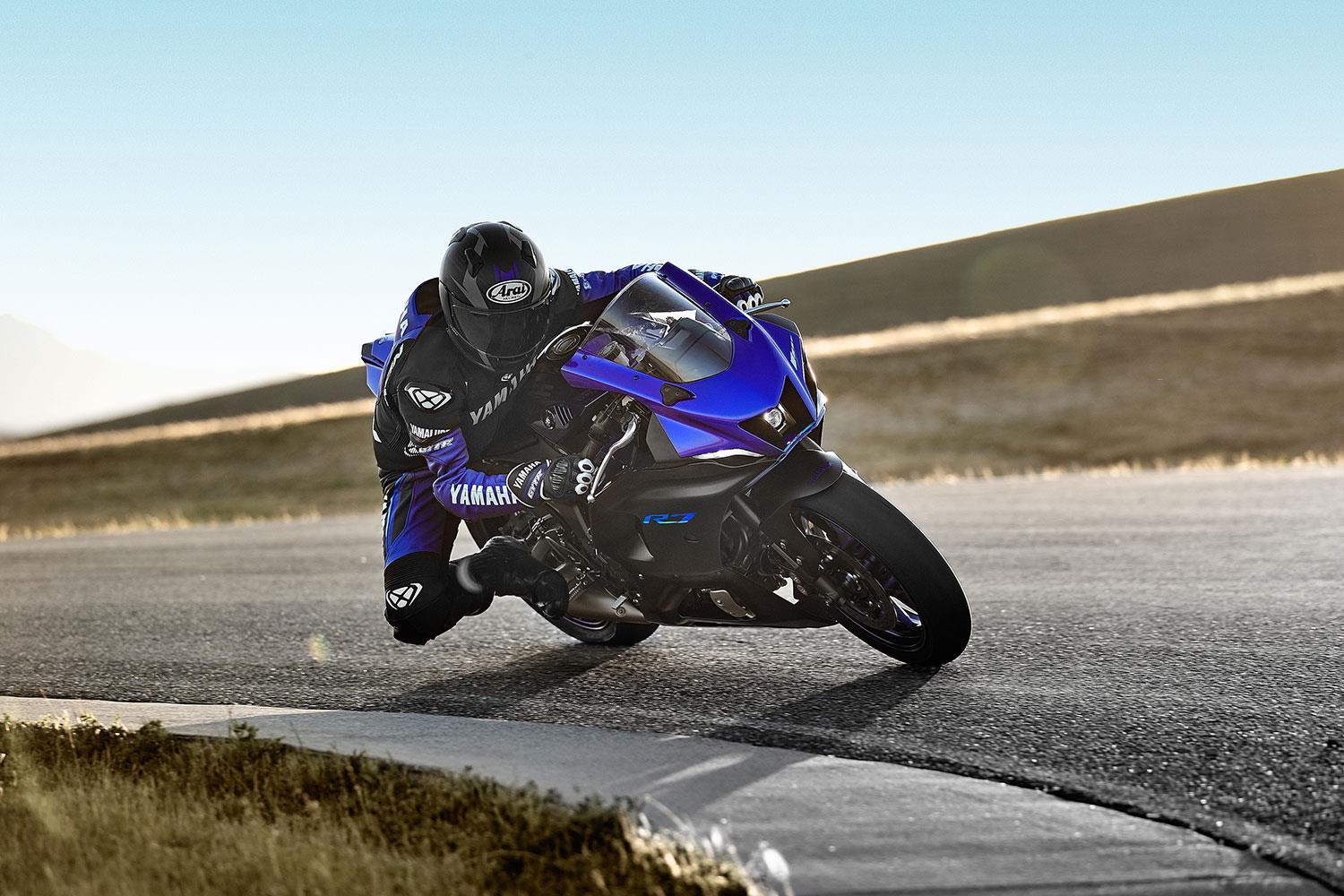 Yamaha R7 Wallpapers Top Free Yamaha R7 Backgrounds WallpaperAccess