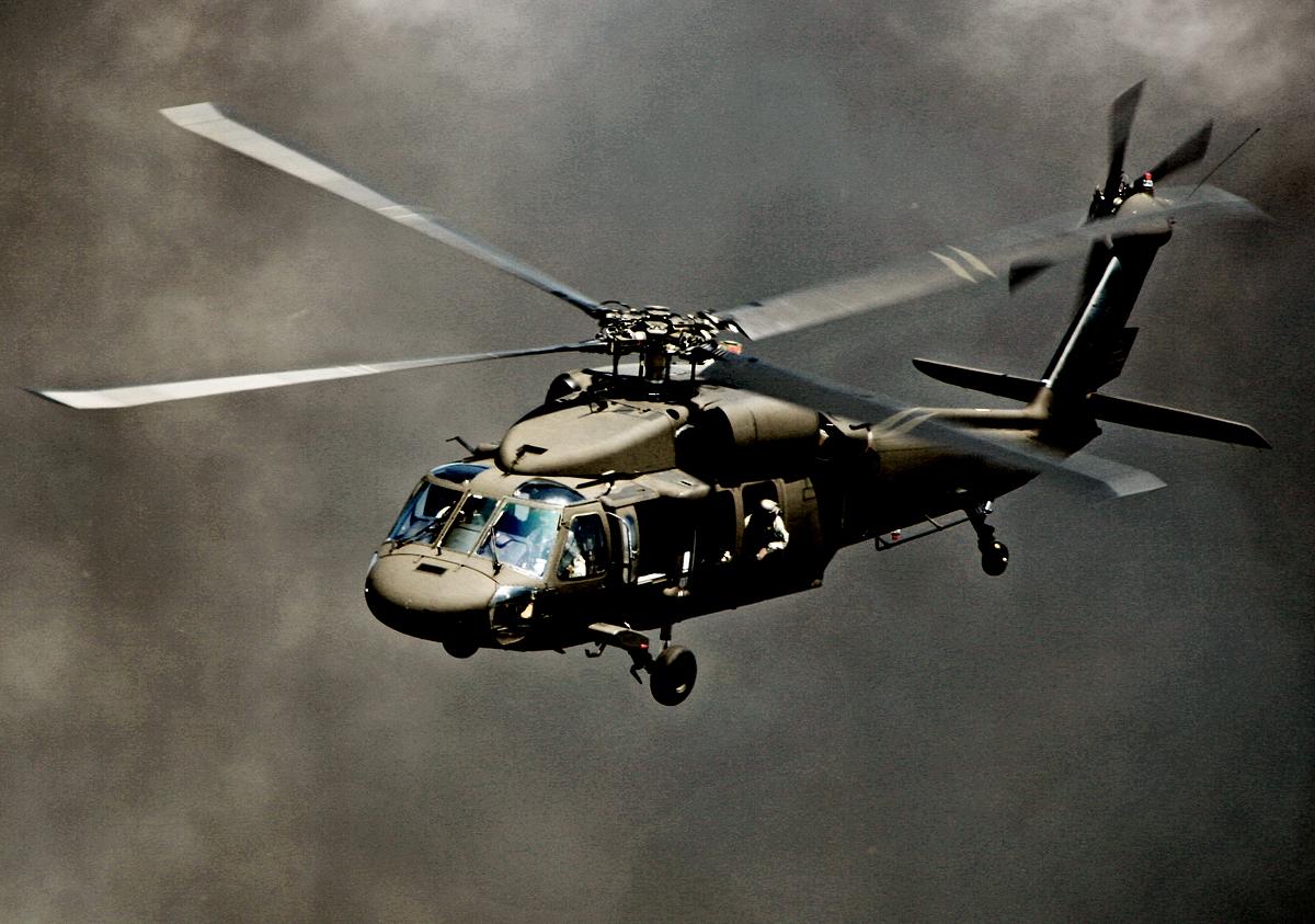 Sikorsky Uh Black Hawk Wallpapers Top Free Sikorsky Uh Black