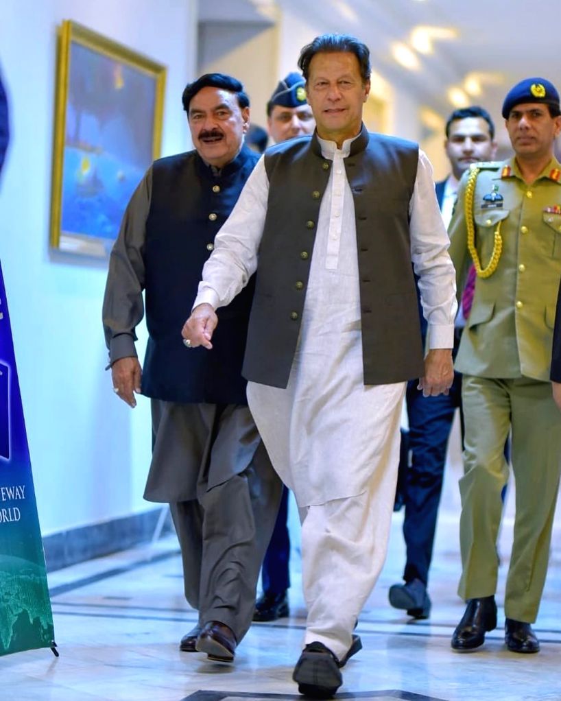 Prime Minister Imran Khan Wallpapers Top Free Prime Minister Imran