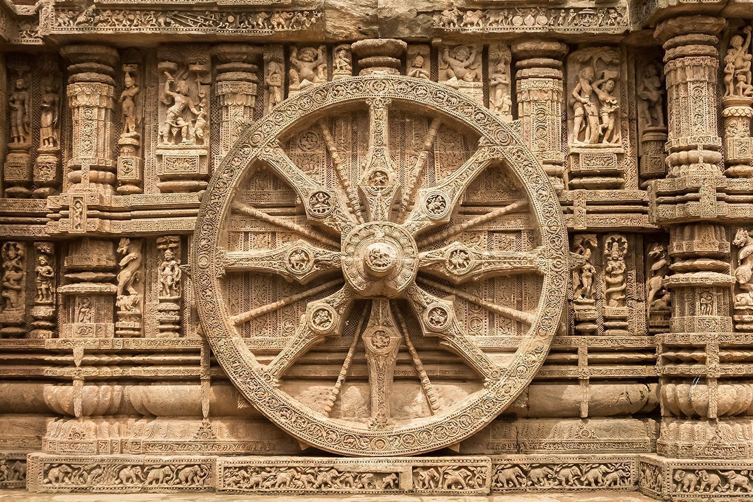 1500x1000 Konark Temple