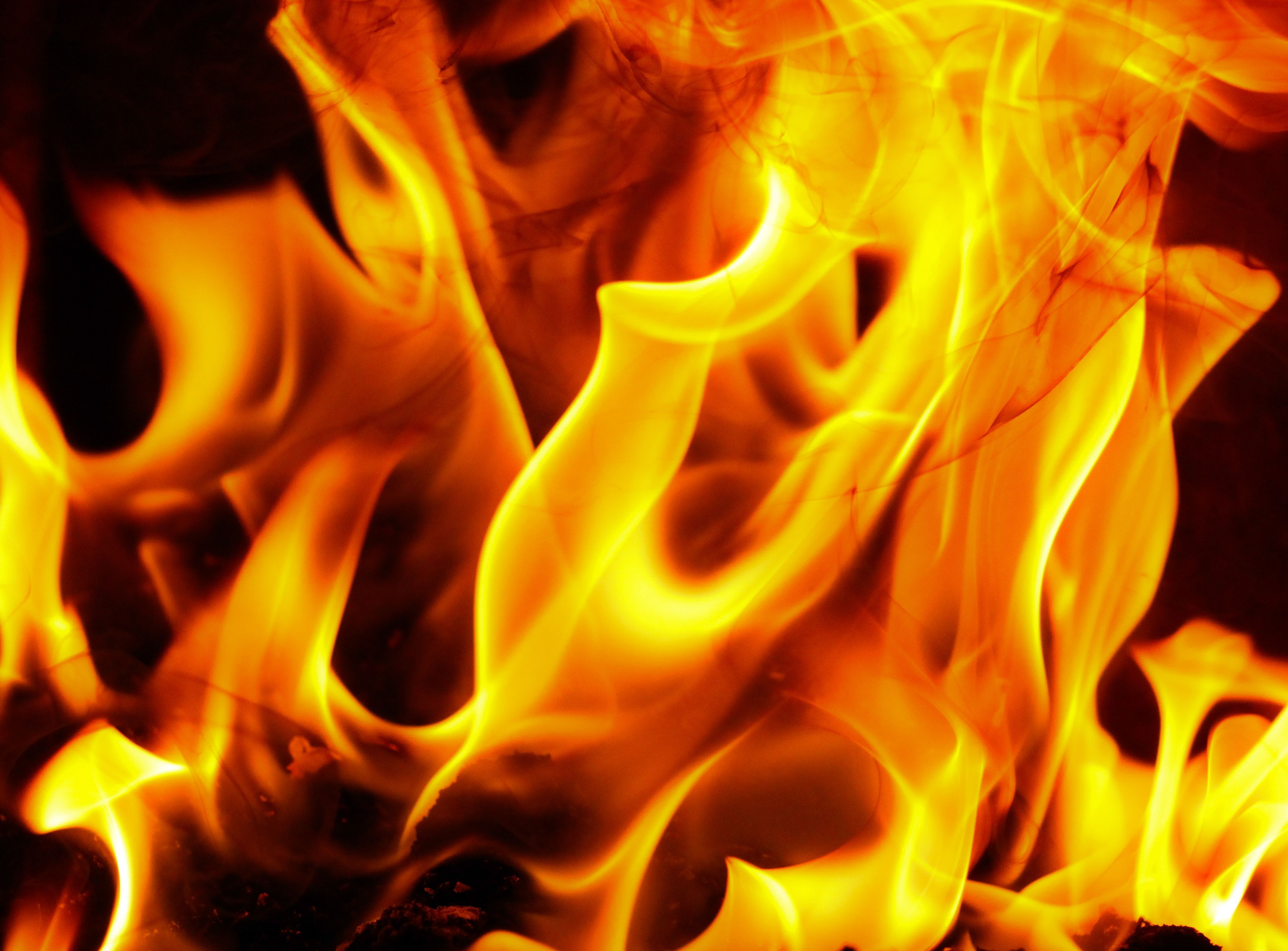 4272x3155 Orange Fire Wallpaper