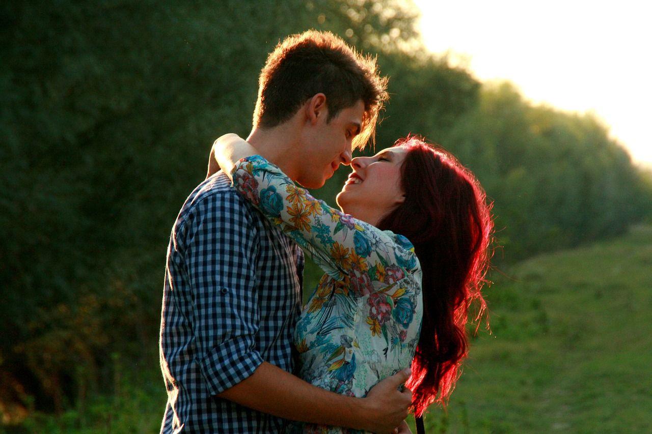 1280x853 Different Types of Kisses and What They Actually Mean