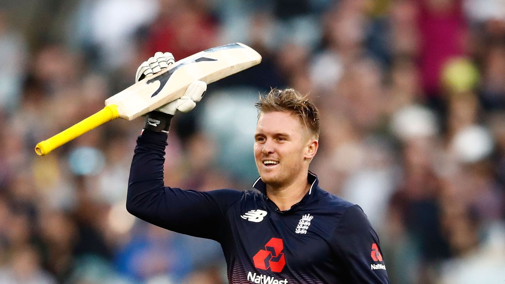 2048x1152 England beat Australia in Melbourne One Day International