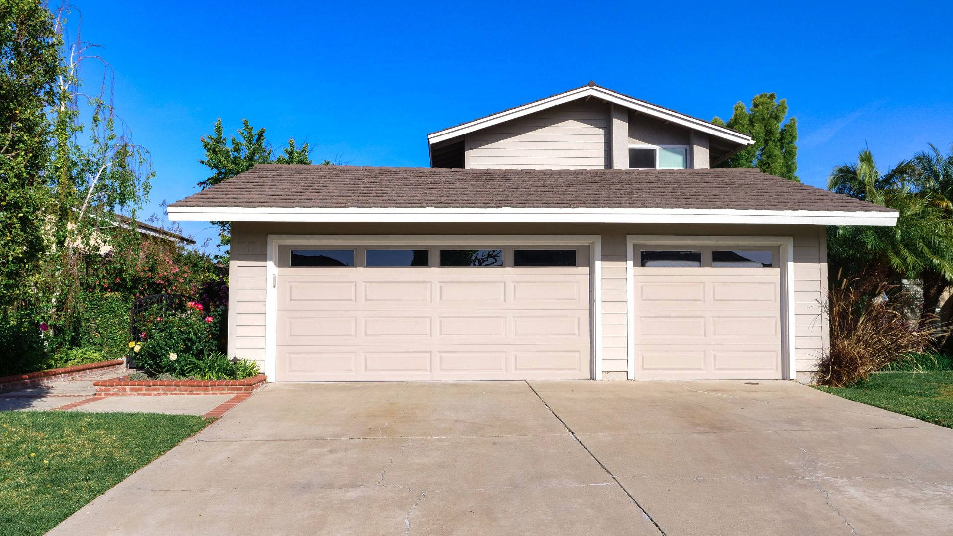 1920x1080 Garage Wallpaper