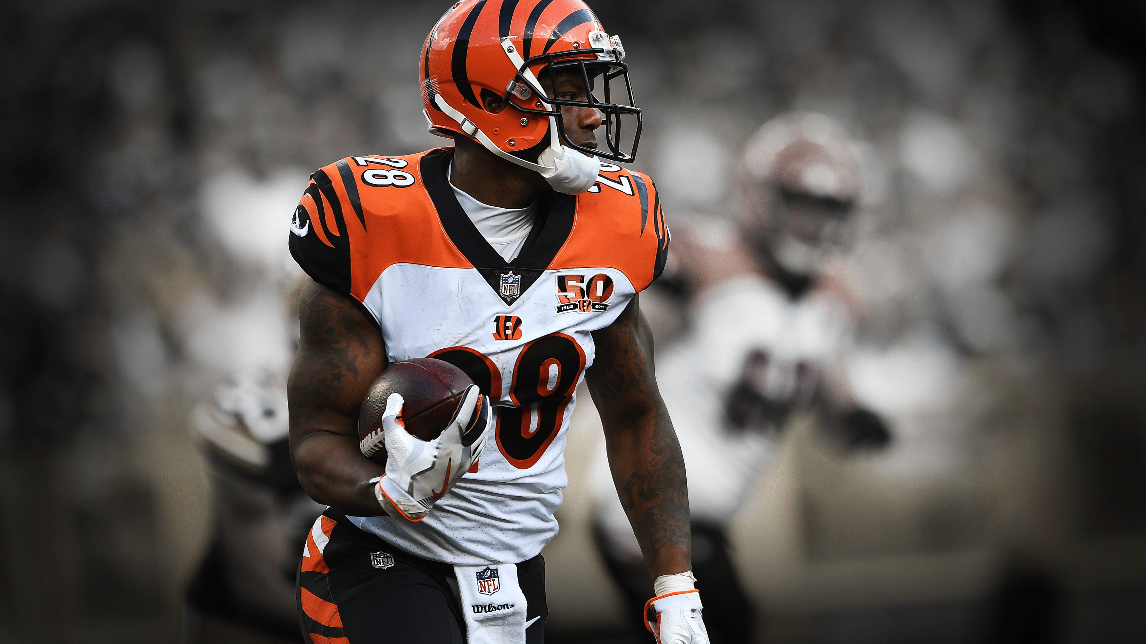 3840x2160 I made a new Joe Mixon desktop wallpaper. Let me know what you guys think! (Link to full, 4k wallpaper in comments.)