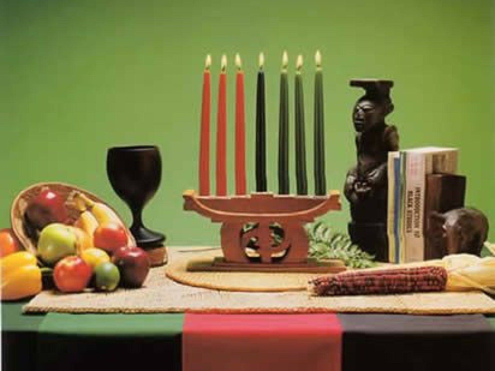 1600x1200 Kwanzaa Facts: 5 Things To Know About The African American Cultural Holiday