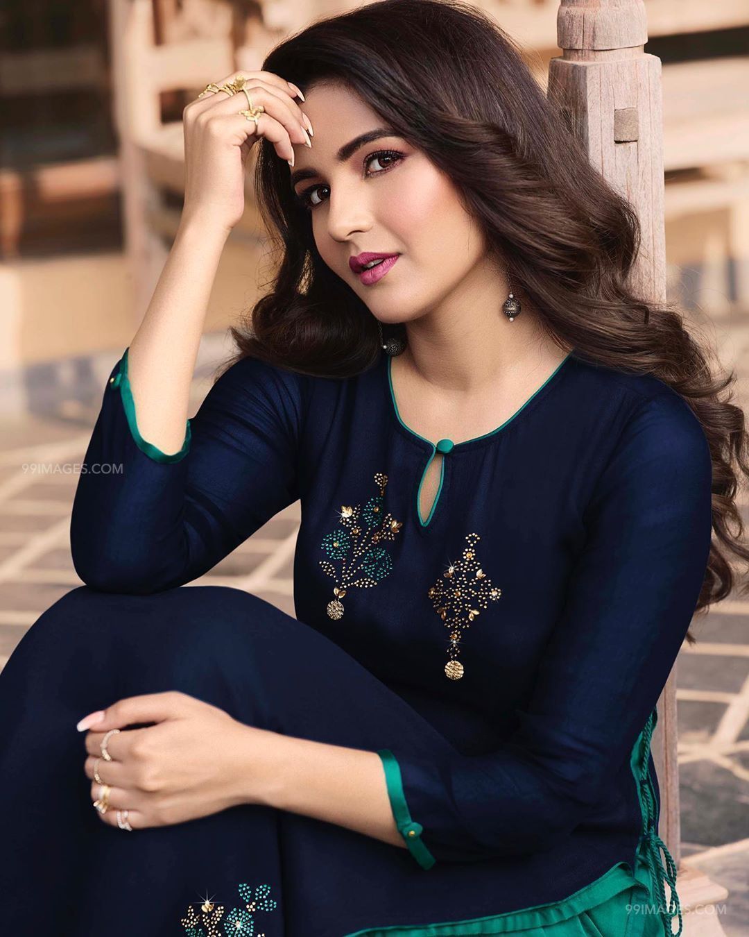 1080x1350 Kurti Wallpaper