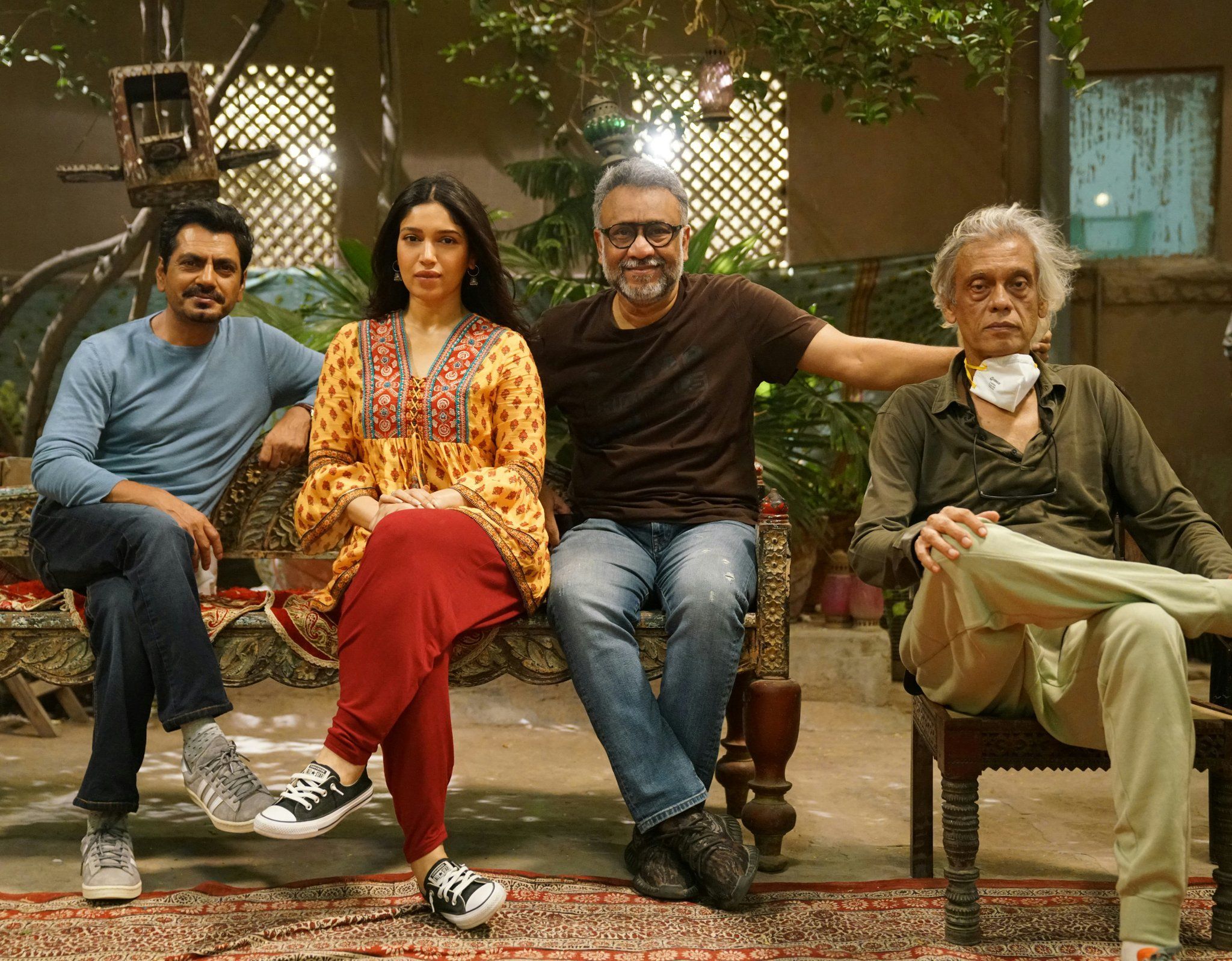 2048x1598 Sudhir Mishra's terrific in the film. Believe me ! What an actor. What a professional