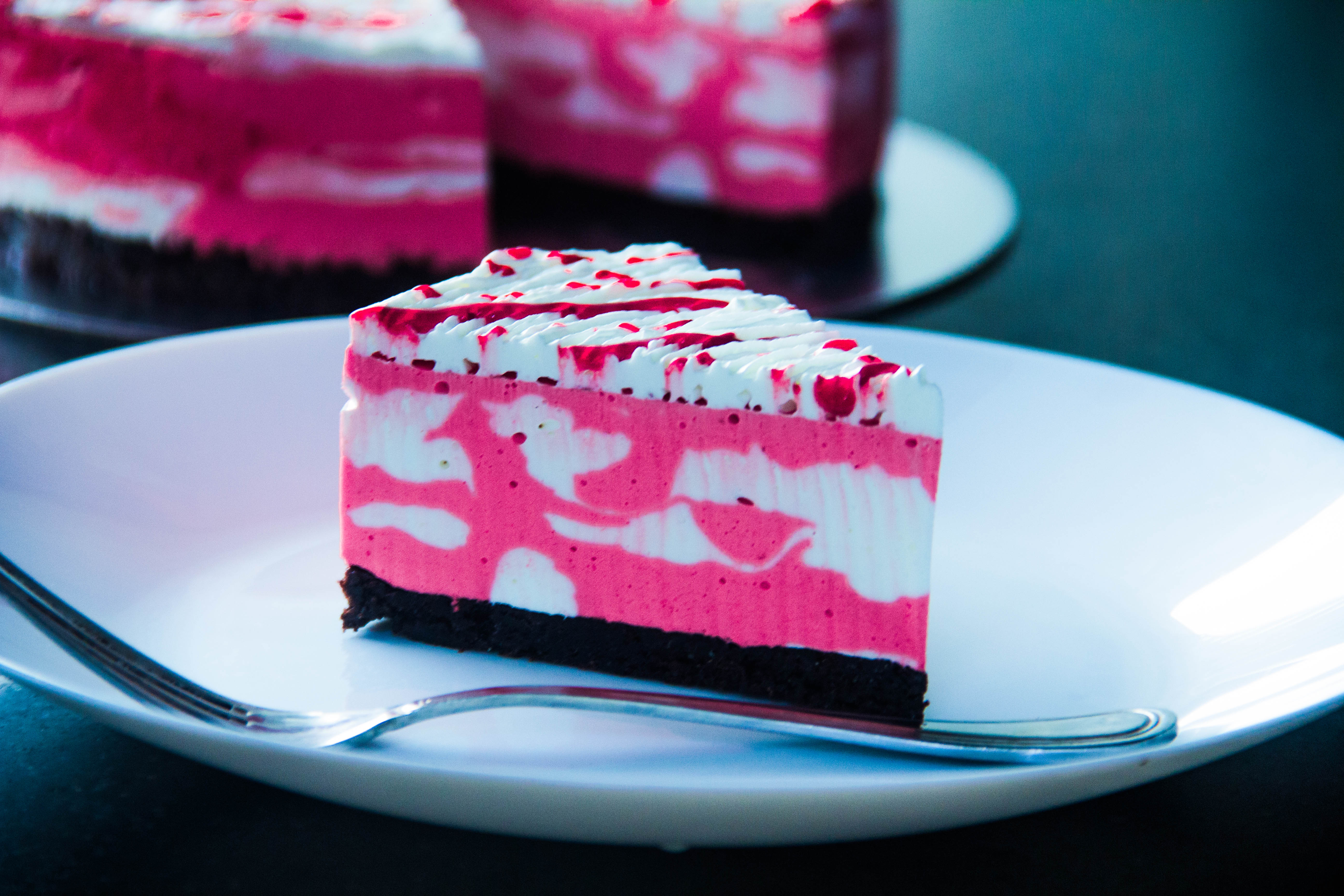 5184x3456 Slice of Vanilla and Strawberry Cake on Plate · Free