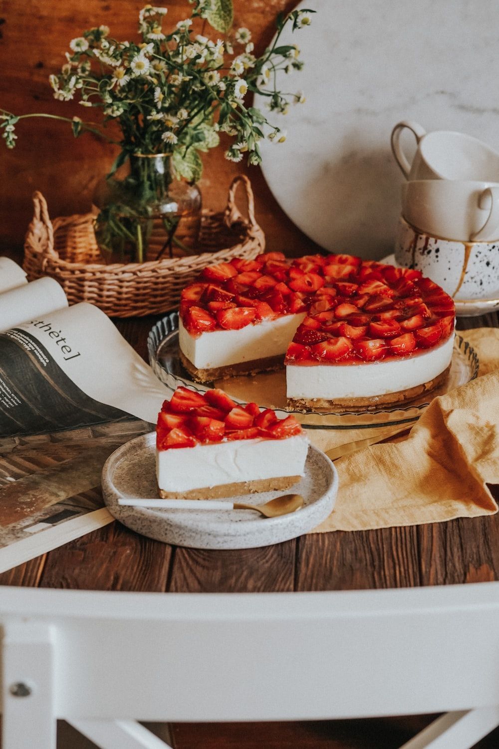 1000x1500 Strawberry Cake Picture. Download Free Image