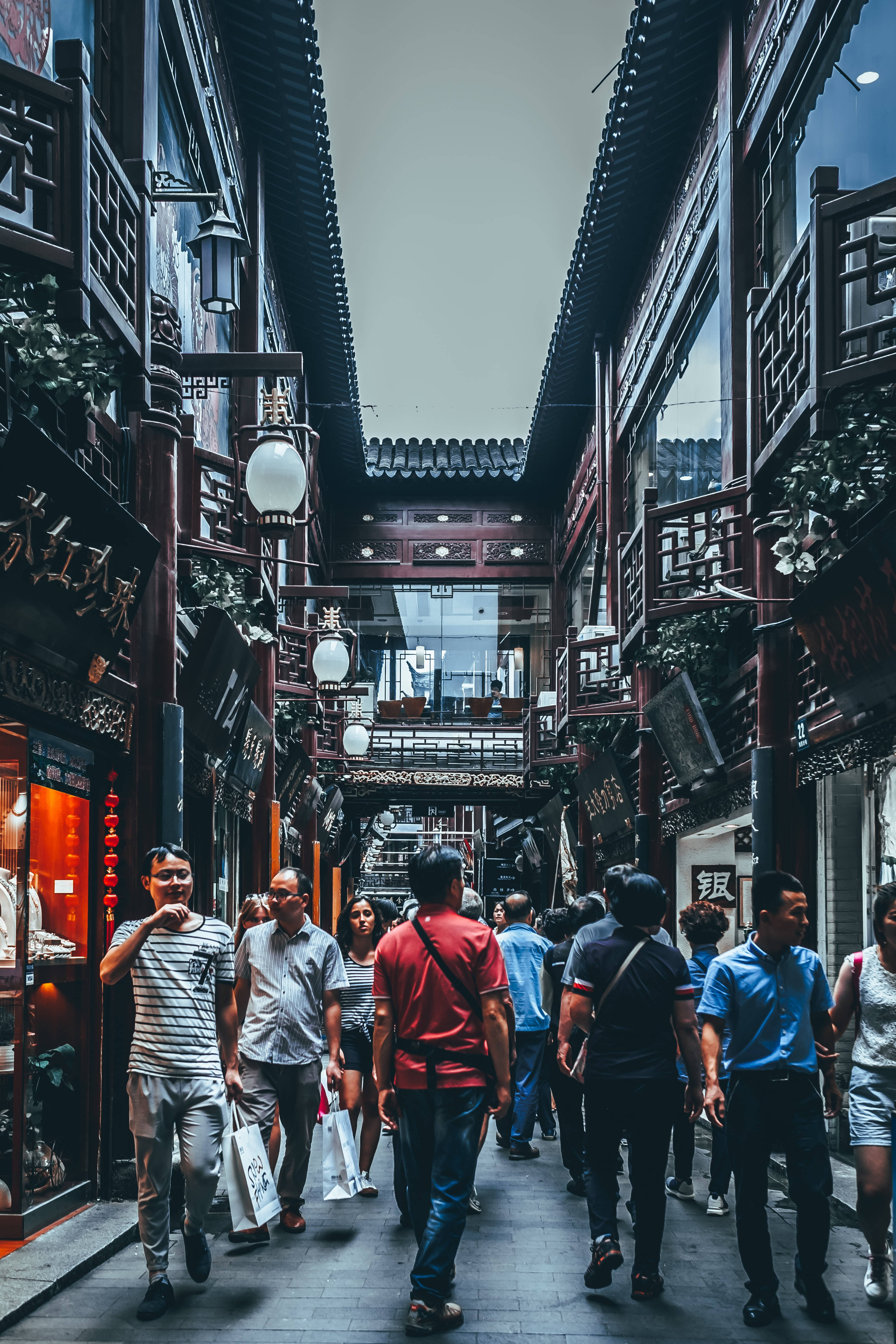 3264x4896 Chinese Street Wallpaper