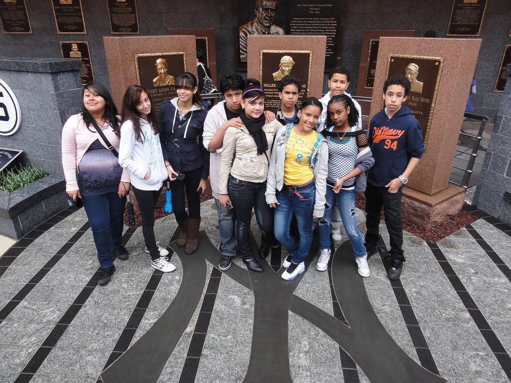 1024x768 DSC00282. Global Kids Students in the Memorial Park. Global Kids Inc
