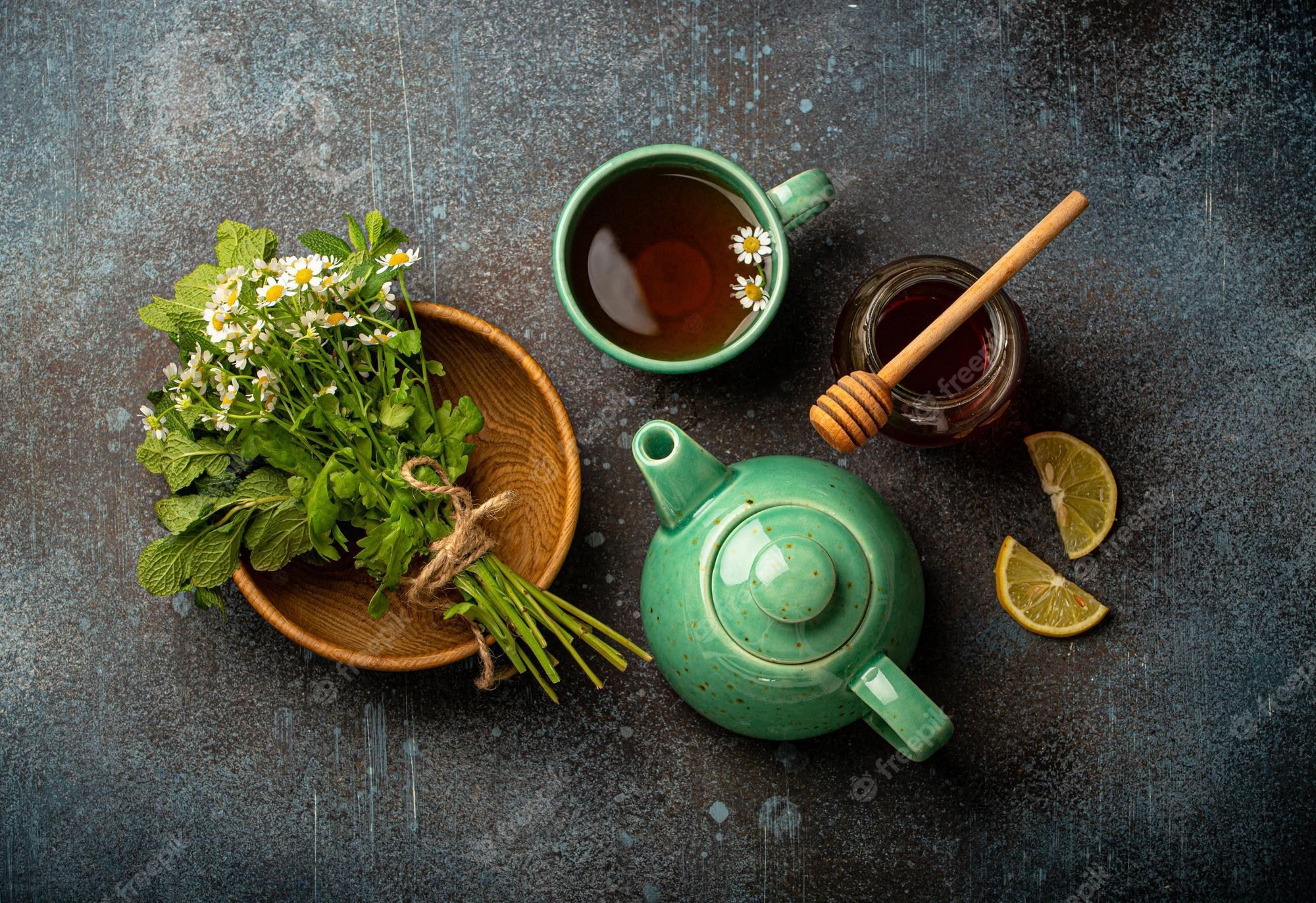 2000x1373 Herbal Tea Image