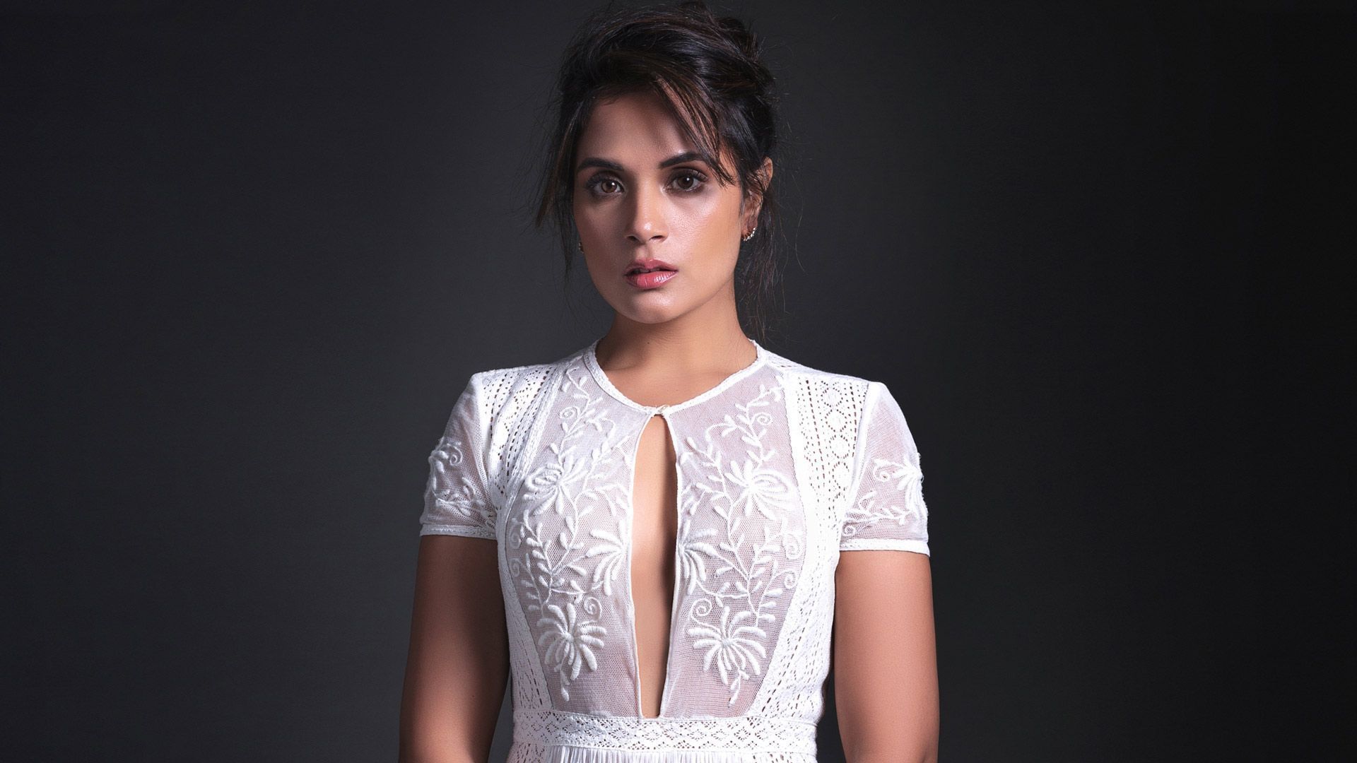 1920x1080 Richa Chadda Wallpaper
