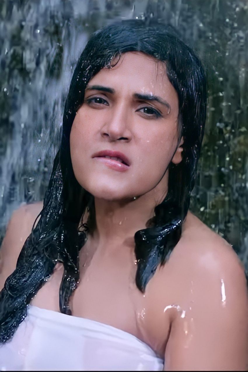 850x1273 Richa Chadha Photo [HD]: Latest Image, Picture, Stills of Richa Chadha