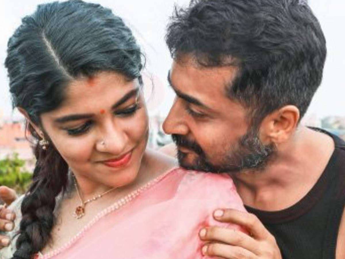 1200x900 Download Soorarai Pottru Moment between Suriya and Aparna Balamurali Wallpaper