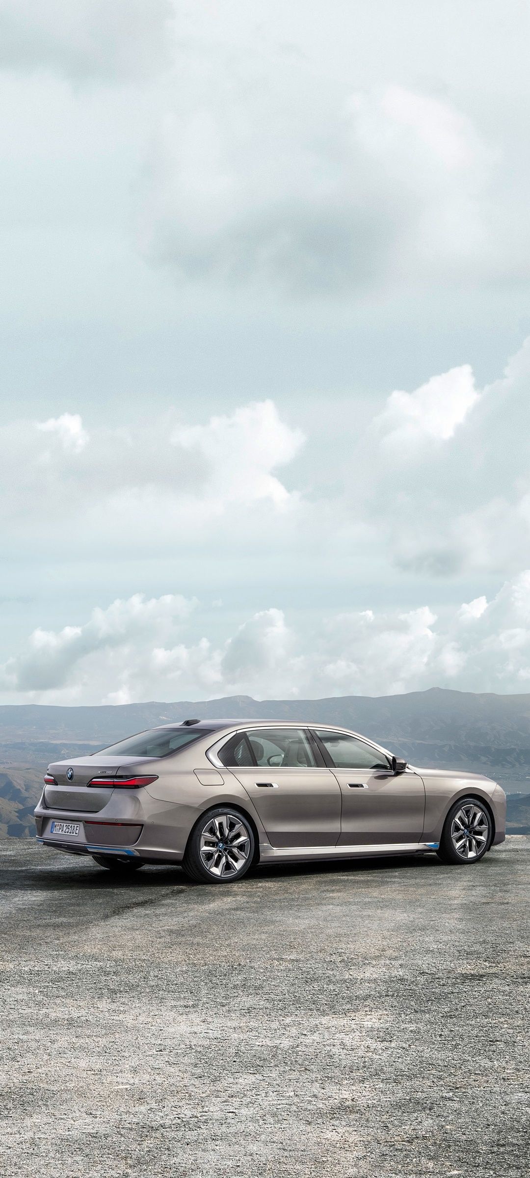 1080x2400 Wallpaper / Vehicles BMW i7 xDrive60 Phone Wallpaper, , 1080x2400 free download