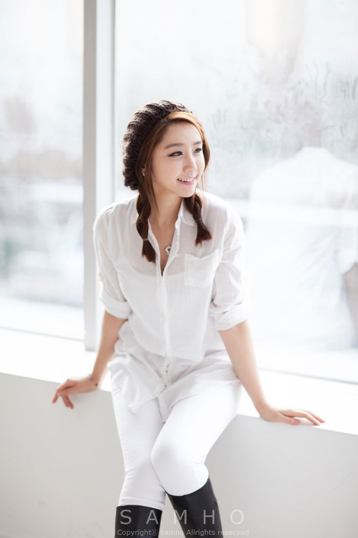 736x1104 Indonesian Girl Wallpaper