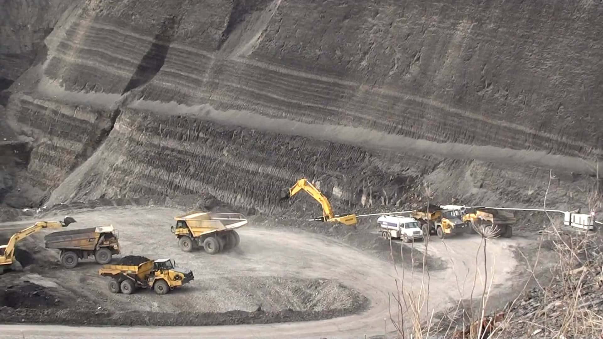 1920x1080 Download The hardworking coal miners of today