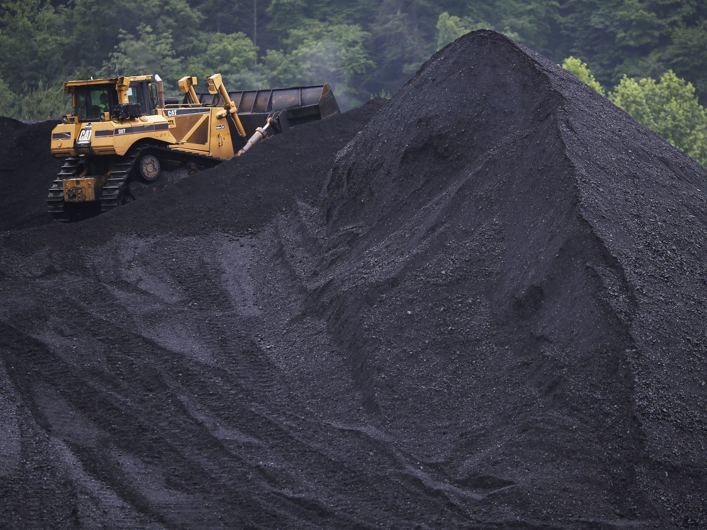 1400x1050 Why Trump just killed a rule restricting coal companies from dumping waste in streams