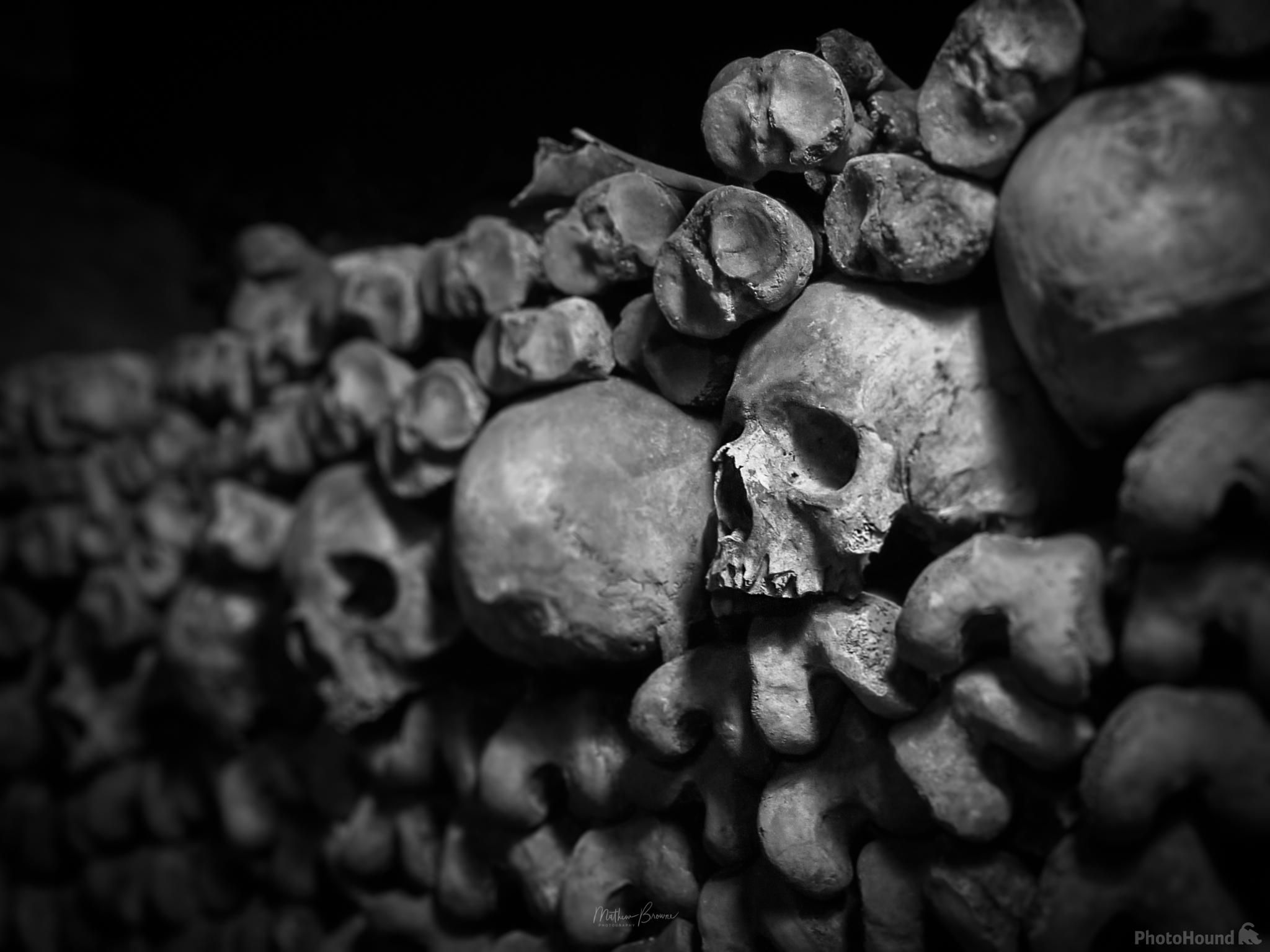 2048x1536 Paris Catacombs photo spot, Paris