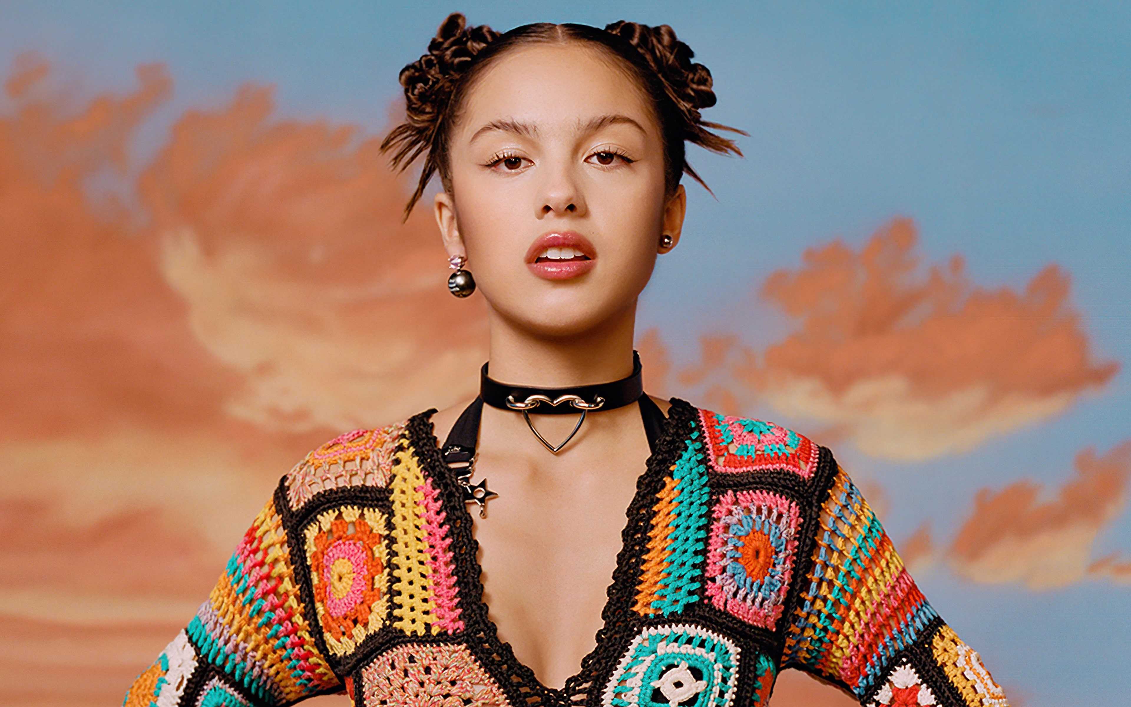 3840x2400 Olivia Rodrigo Wallpaper