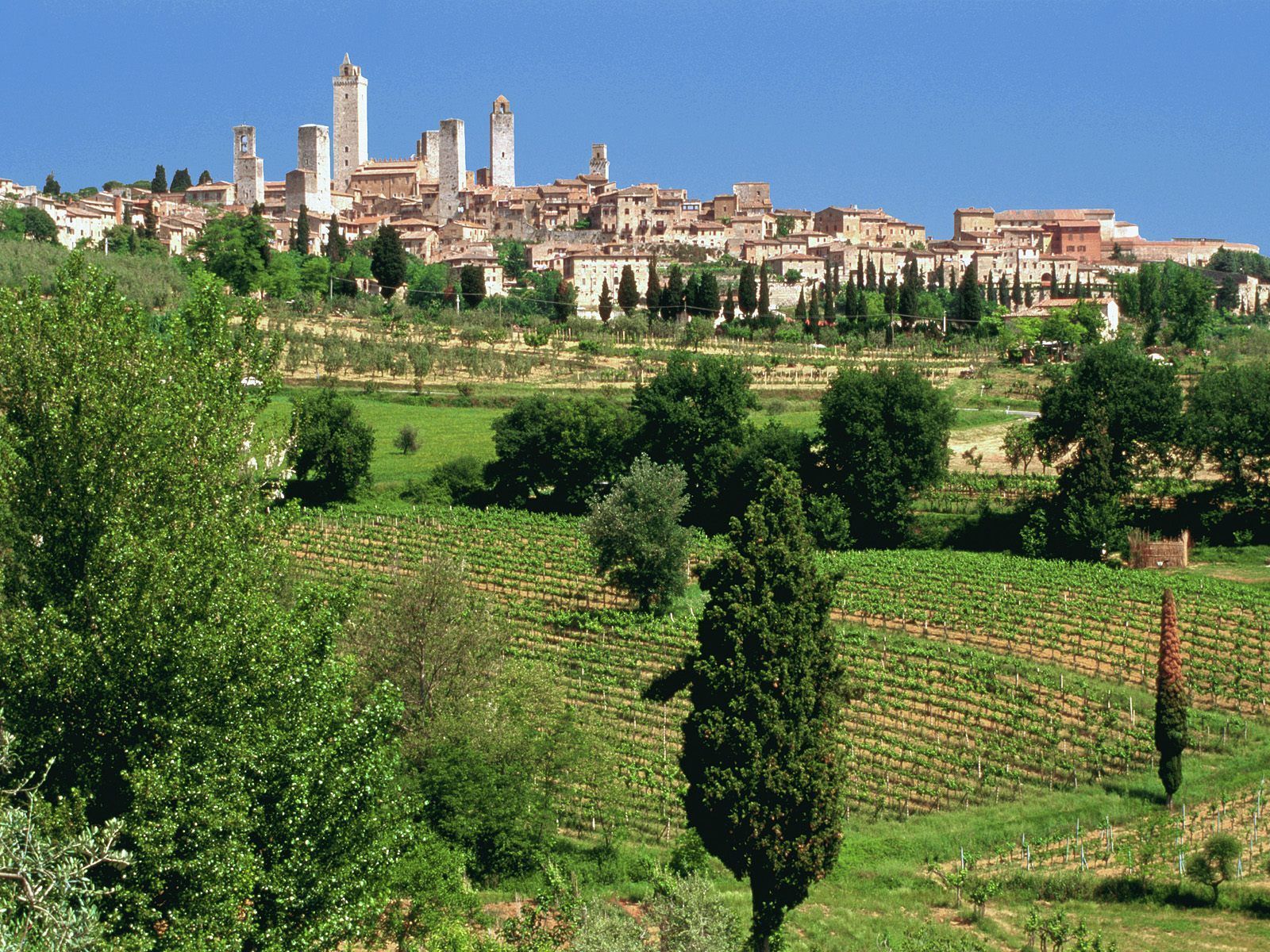 1600x1200 Free download Download Background San Gimignano Tuscany Italy Free Cool [1600x1200] for your Desktop, Mobile & Tablet. Explore Free Wallpaper Downloads of Italy. Italy Wallpaper, Desktop Wallpaper of Italy
