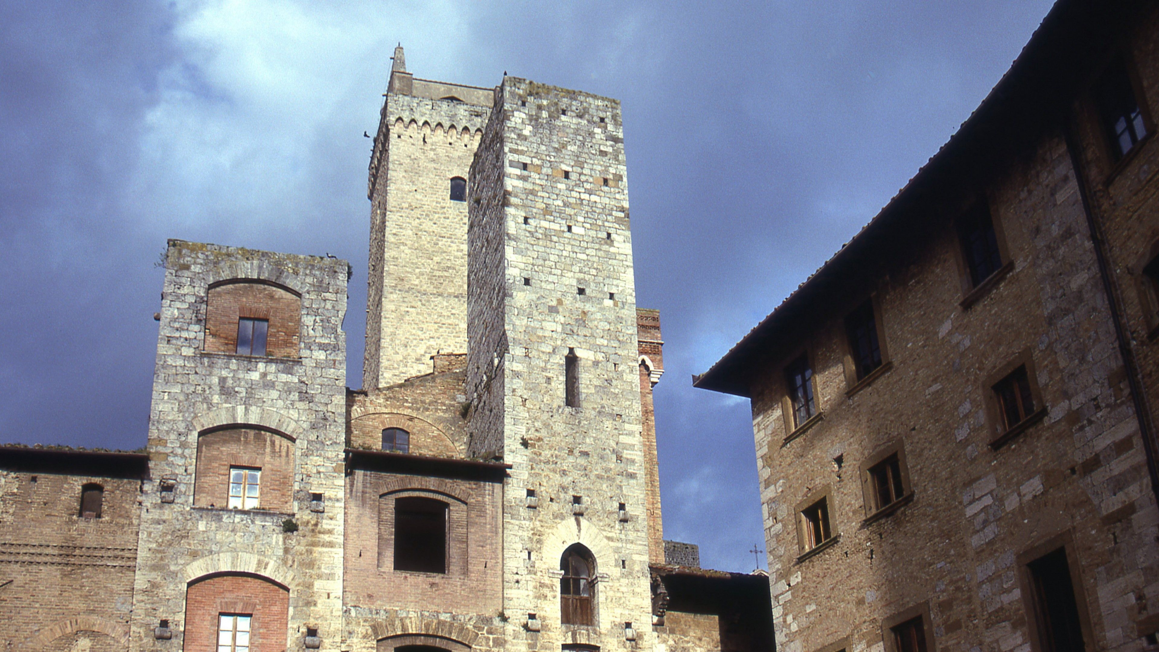 3840x2160 Wallpaper / san gimignano 4k wallpaper free download