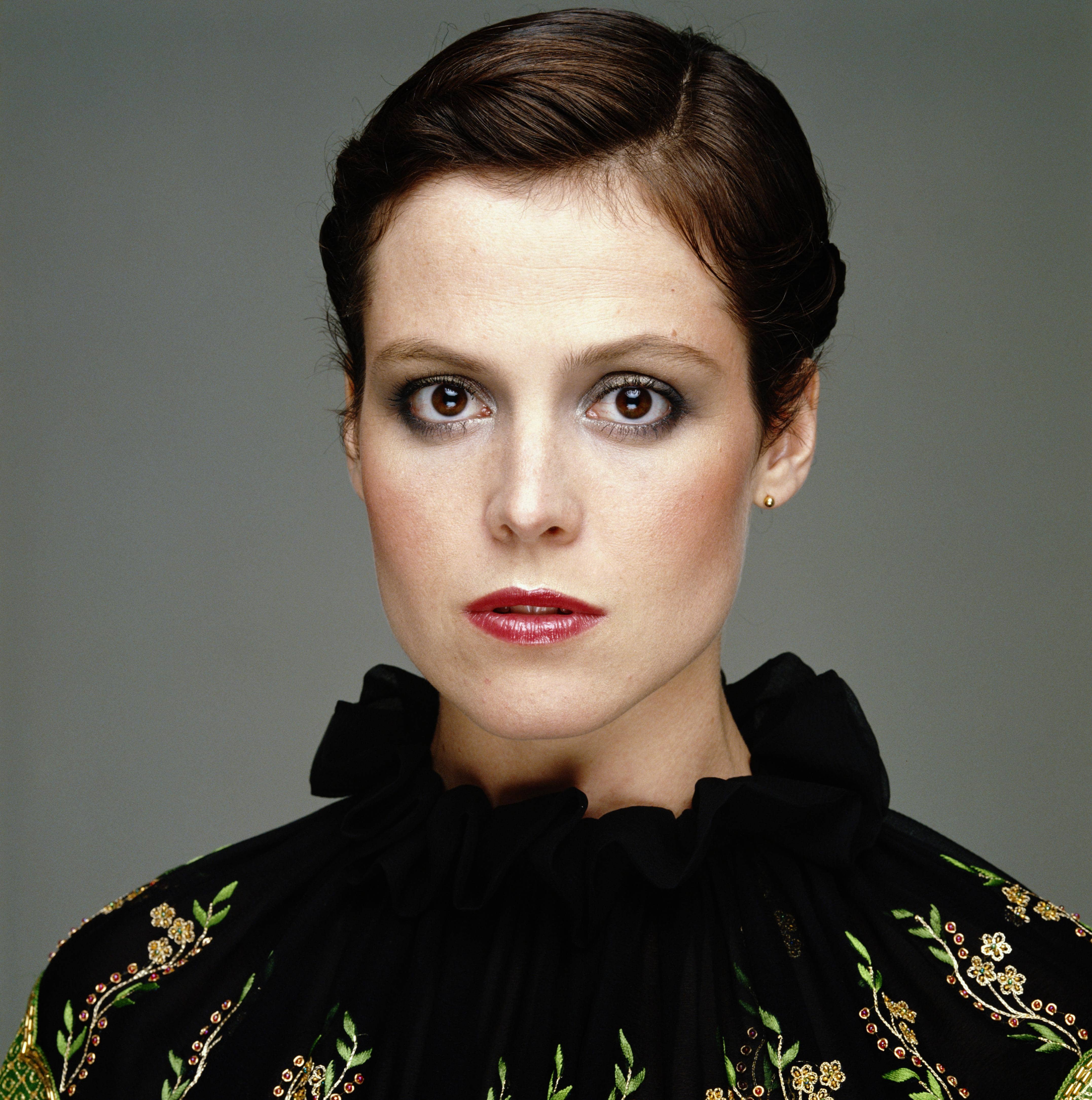 4308x4341 Download Latest HD Wallpaper of, Celebrities, Sigourney Weaver