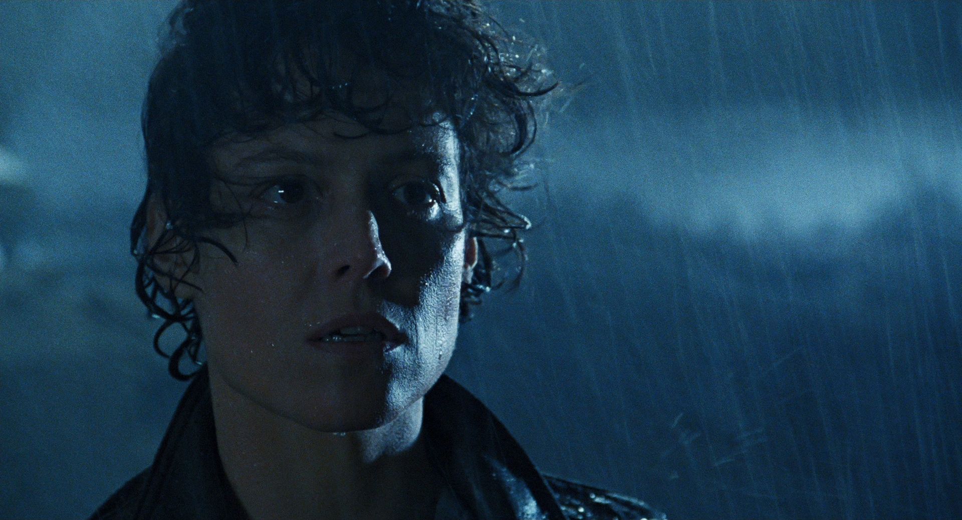 1920x1038 Sigourney Weaver HD Wallpaper and Background