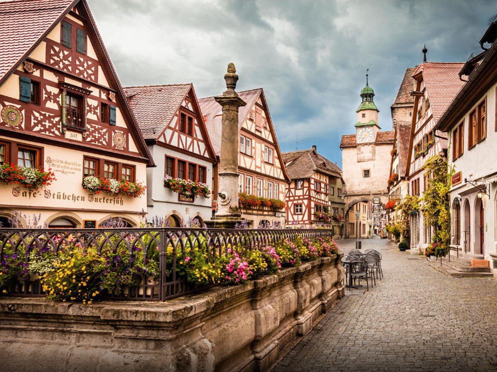 1600x1200 Little Town Of Germany Wallpaper