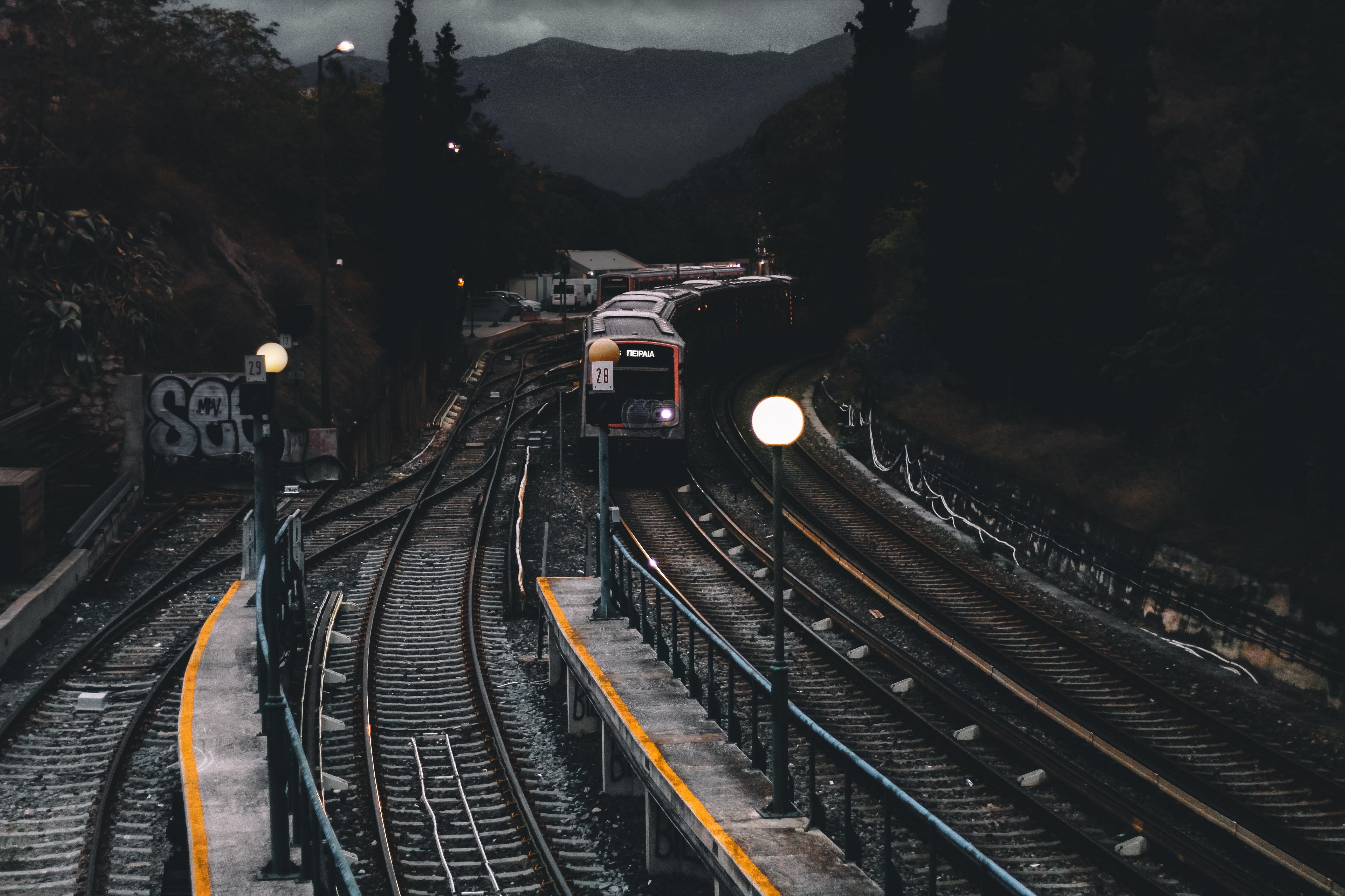 5184x3456 Best Train Photo · 100% Free Downloads