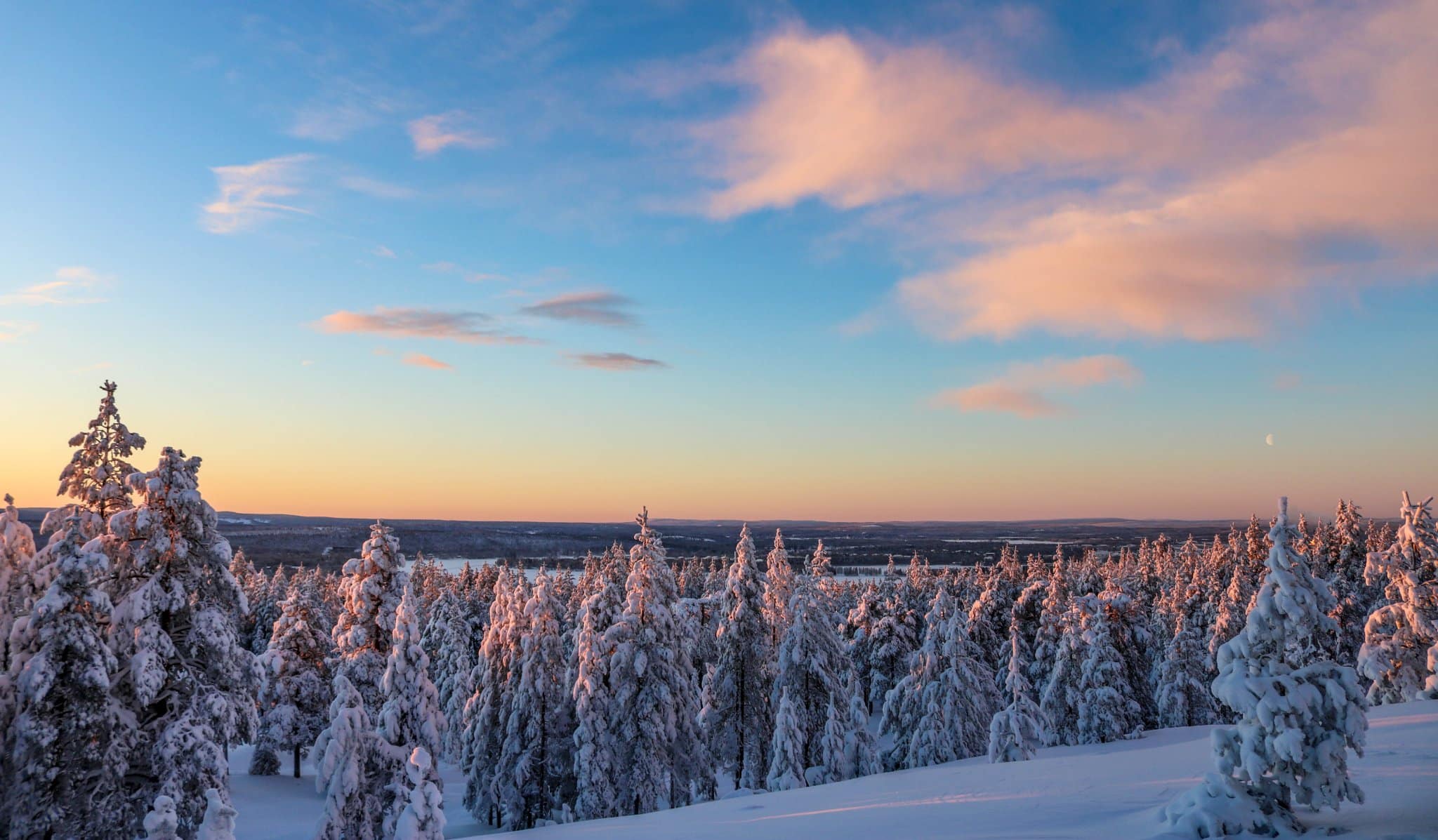 2048x1197 Incredible things to do in Rovaniemi. Finnish Lapland and the City