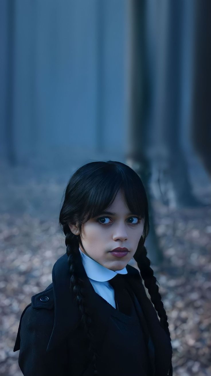 736x1309 Wednesday Addams wallpaper. Семейка аддамс, Фотографии профиля, Фотография природы