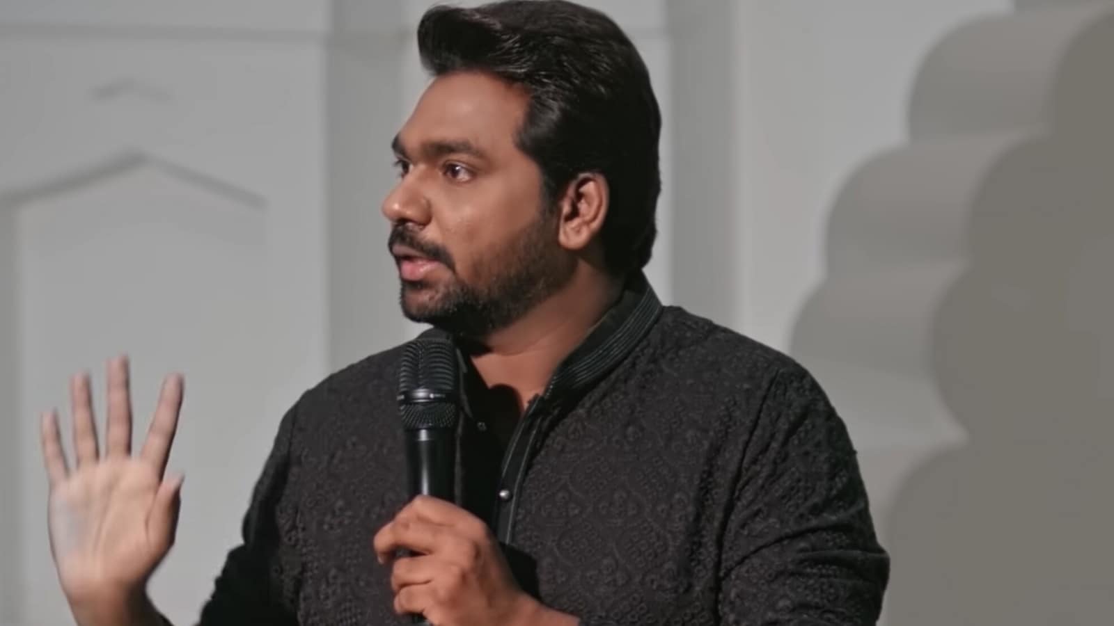 1600x900 Tathastu review: Zakir Khan's special is an oddly rewarding watch