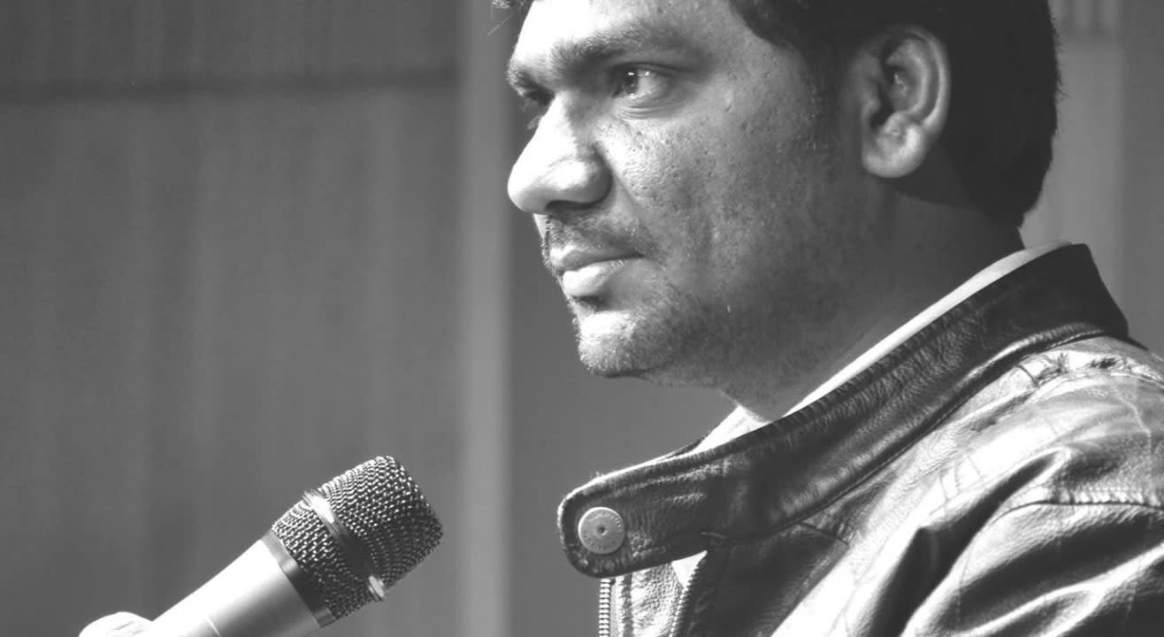1316x720 Getting Candid With Zakir Khan