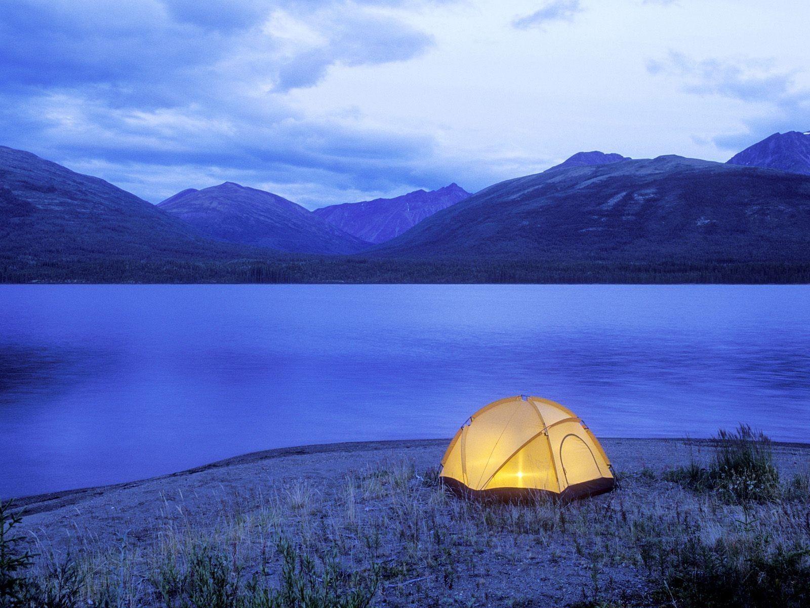 1600x1200 Lake Blue Lakeside Tent Camping Light Themed Wallpaper Lake HD 16