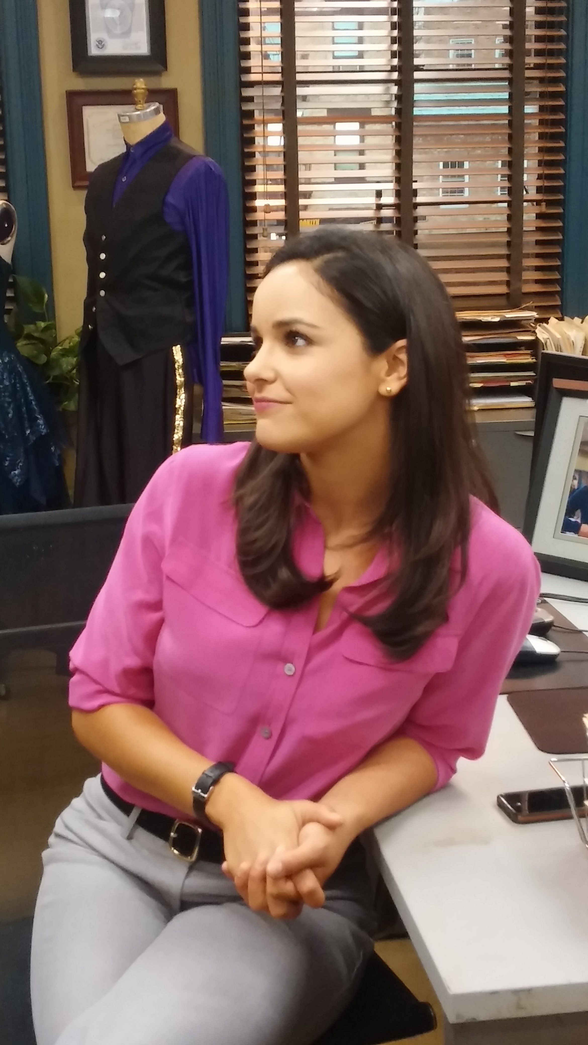 2340x4160 Melissa Fumero iPhone Wallpaper