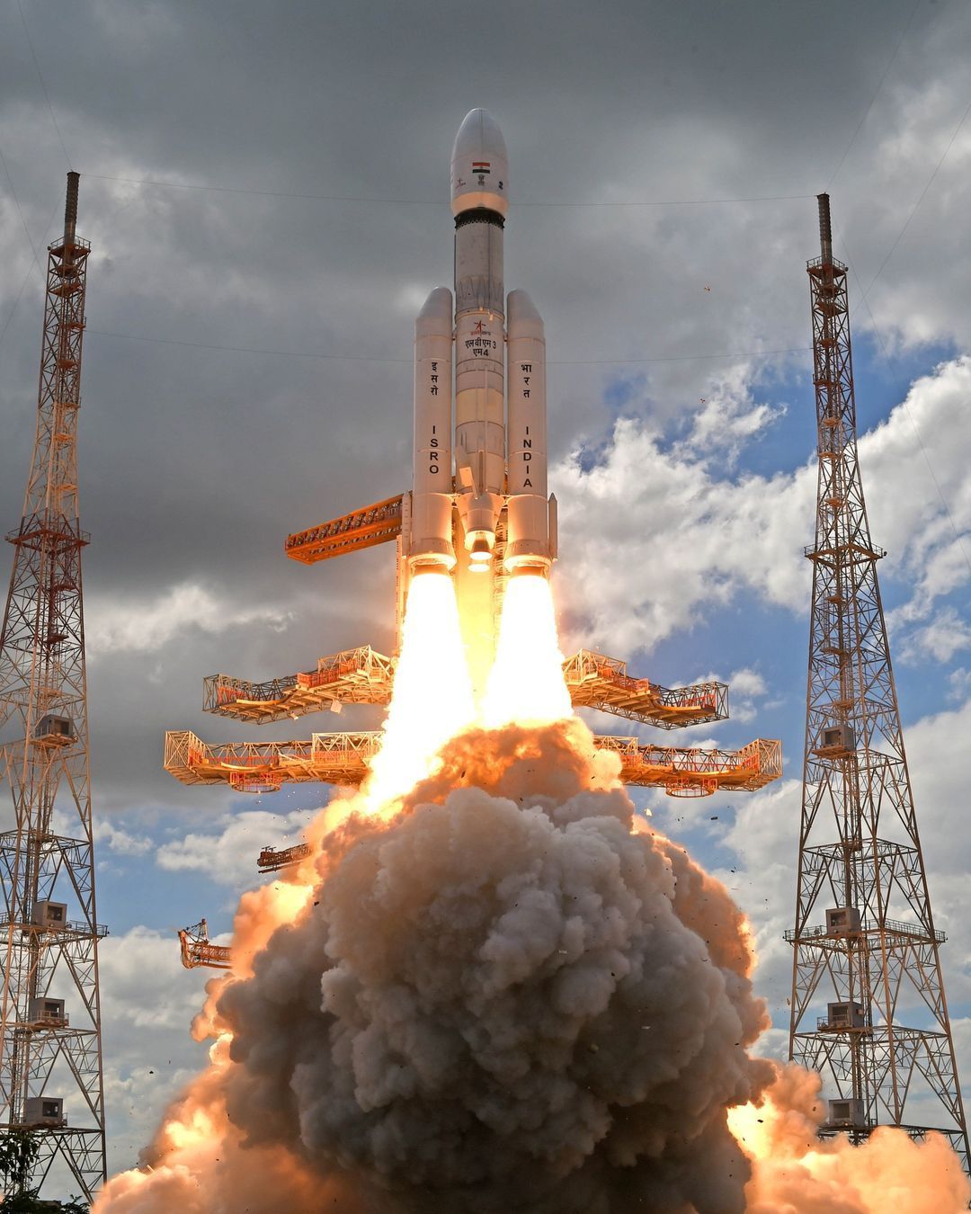 1080x1350 In Pics: Stunning High Resolution Image Of Chandrayaan 3 Moon Mission