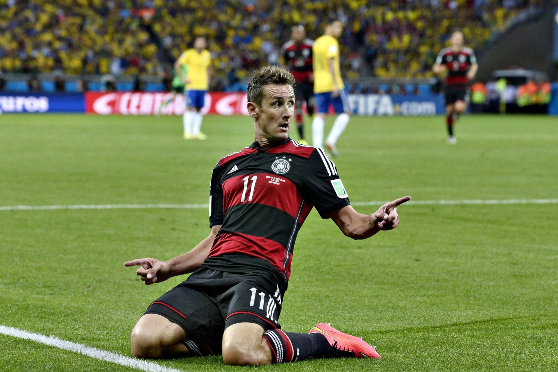 1920x1280 Sports Miroslav Klose HD Wallpaper