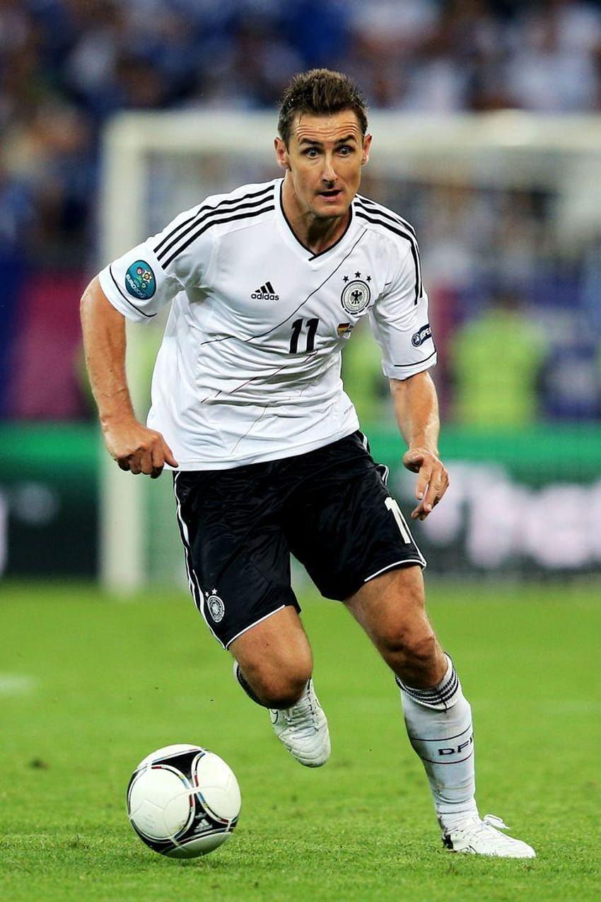 850x1275 Miroslav Klose HD phone wallpaper