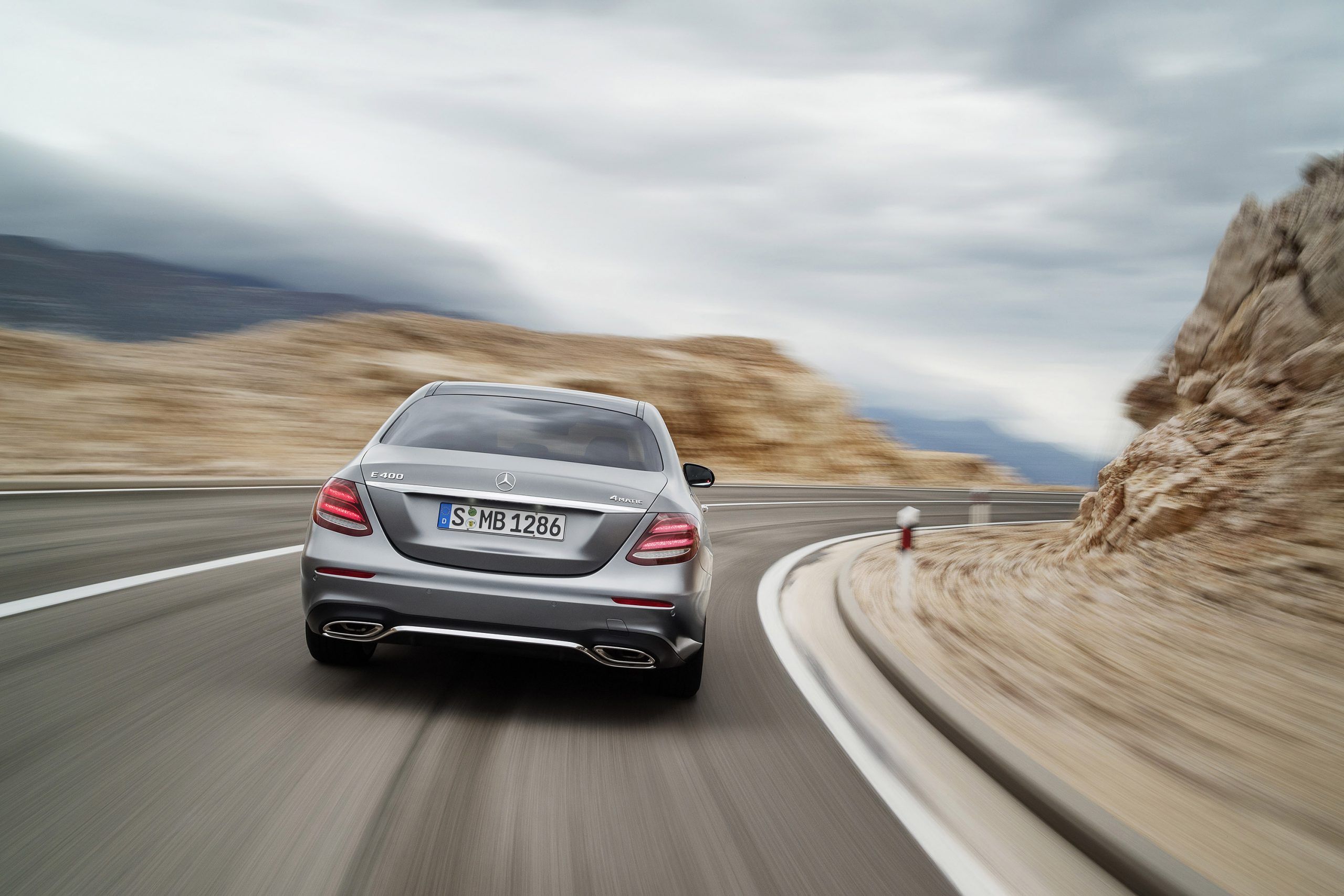 2560x1707 Mercedes Benz E Class Wallpaper