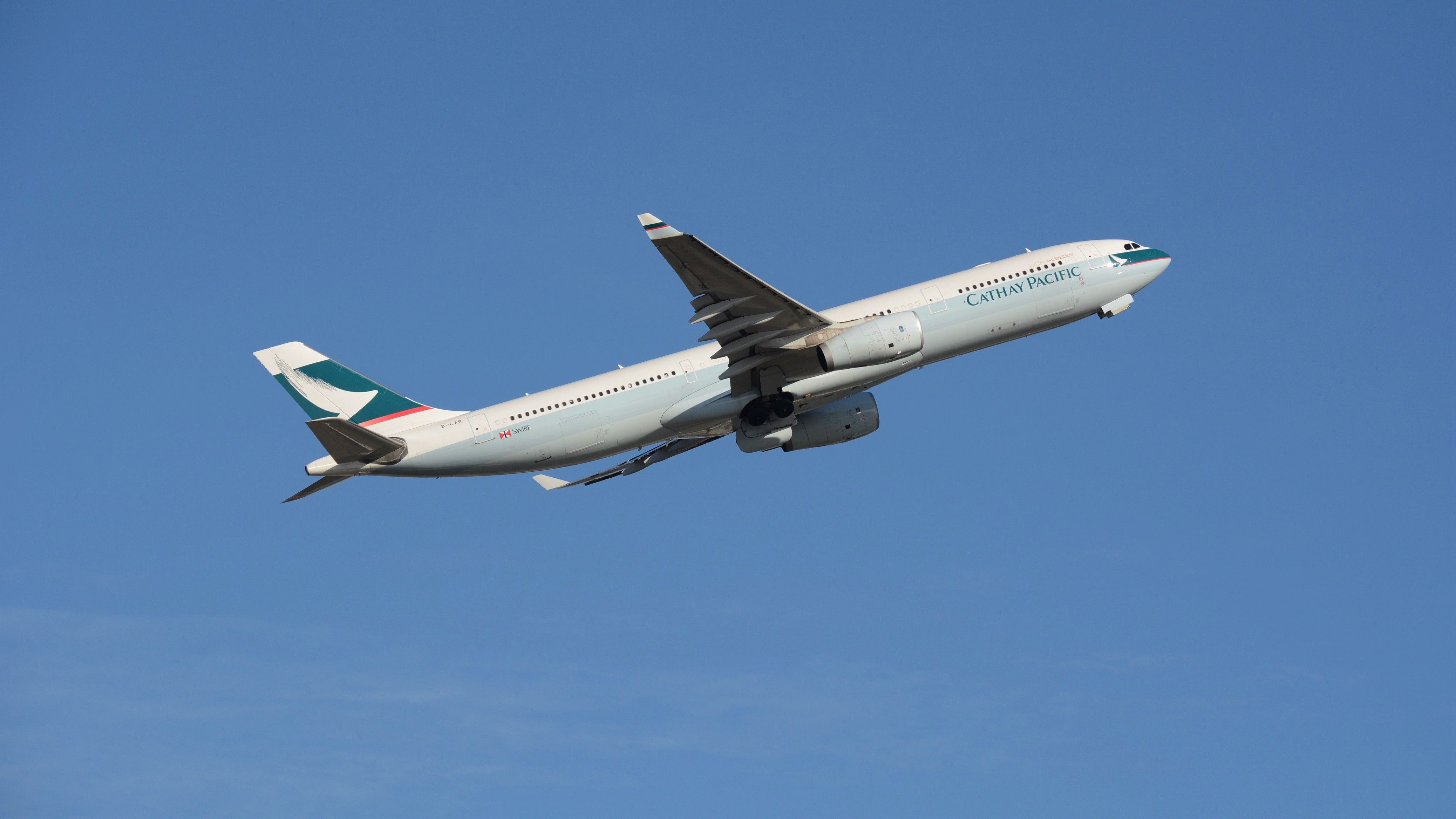 4154x2337 B LAP Cathay Pacific Airbus A330 Sydney