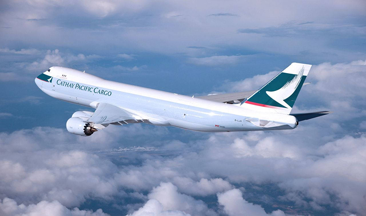 1280x758 Download Majestic Cathay Pacific Cargo Airplane in Flight Wallpaper