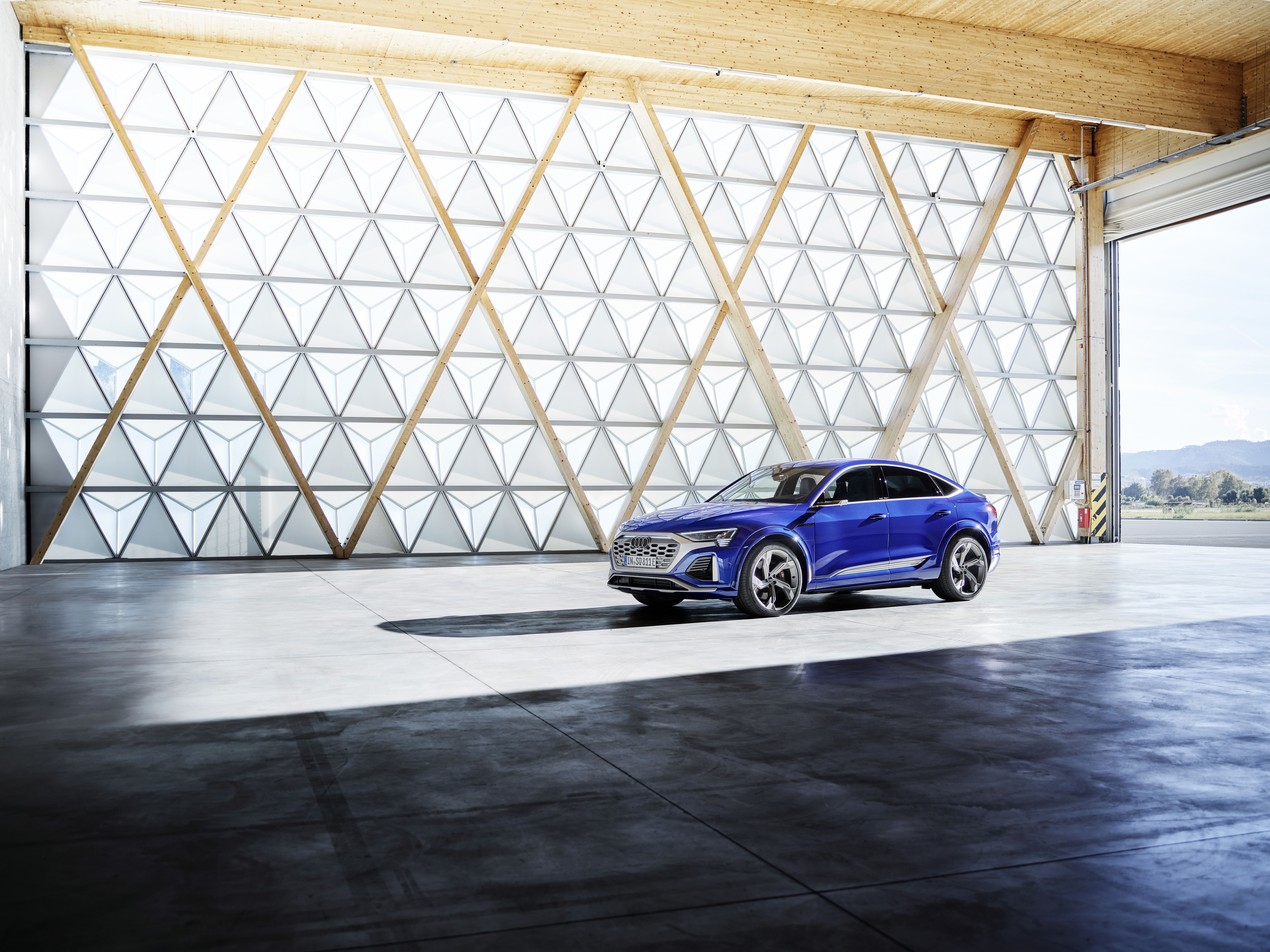 8000x5999 Audi SQ8 HD Wallpaper and Background